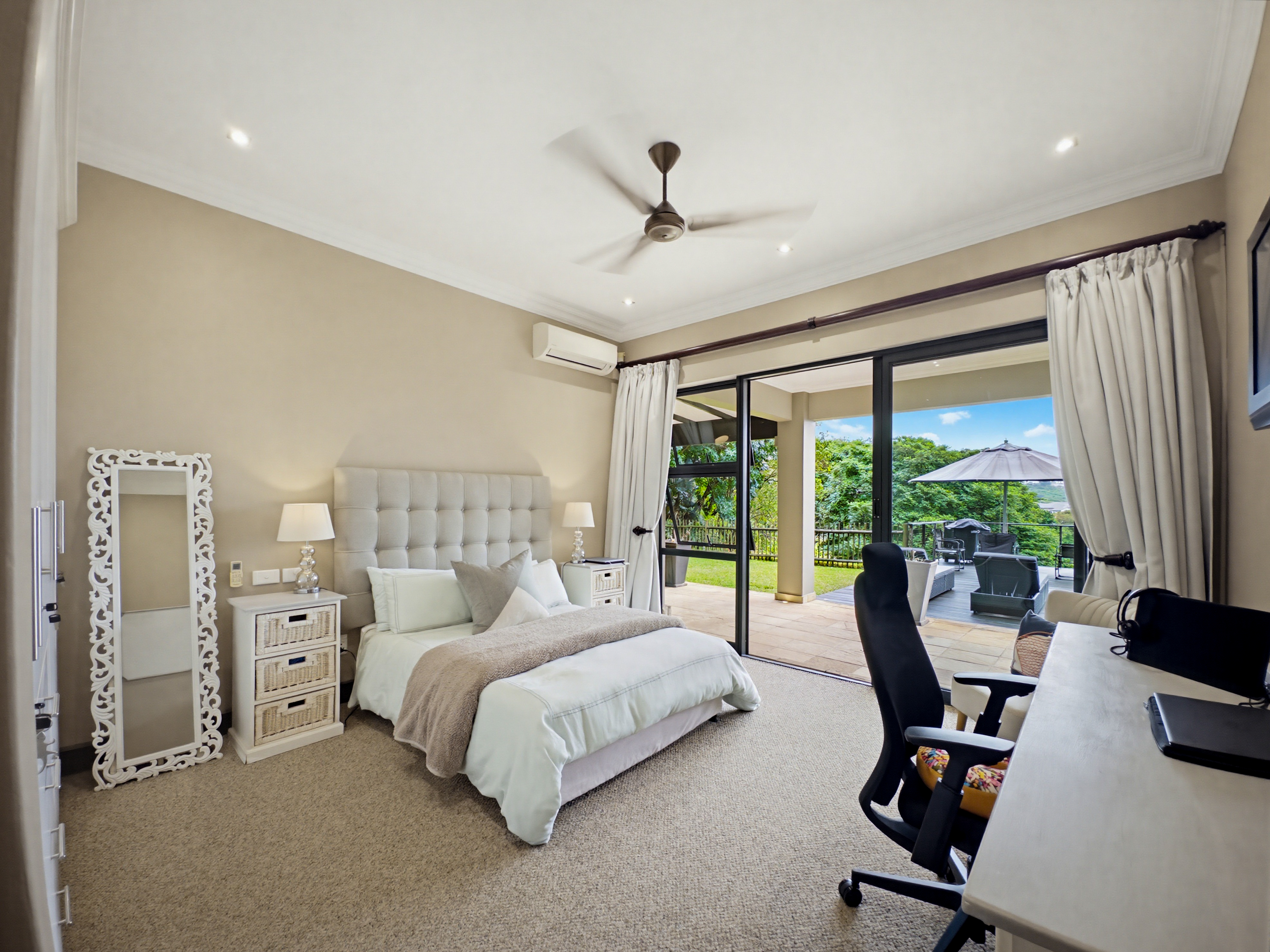 Private Bush Lodge-Inspired Estate Residence on 2,344m² in Simbithi Eco Estate - 物件實景