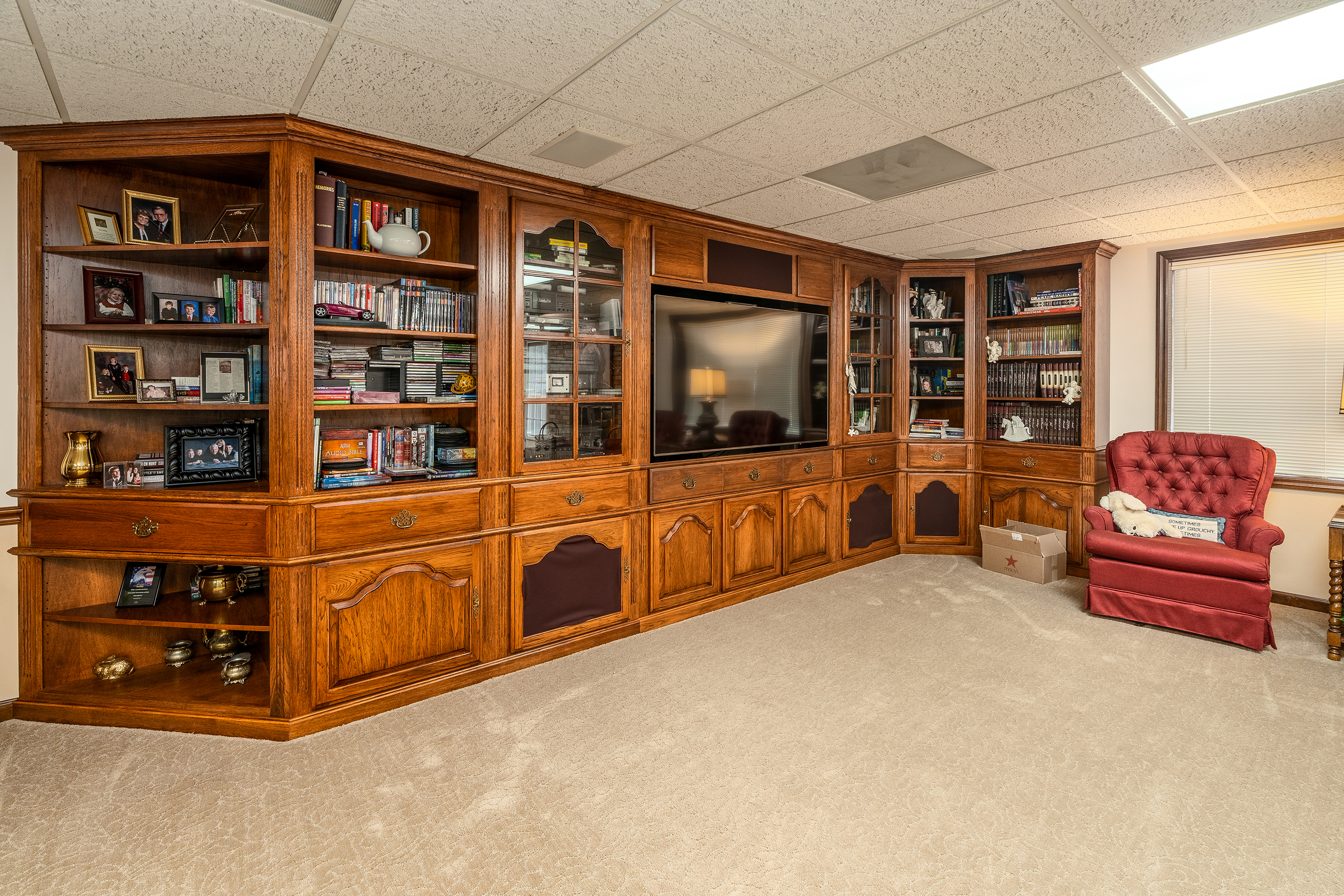 Marion, Illinois, 62959, United States, 7 Bedrooms Bedrooms, ,7 BathroomsBathrooms,Residential,For Sale,1979062