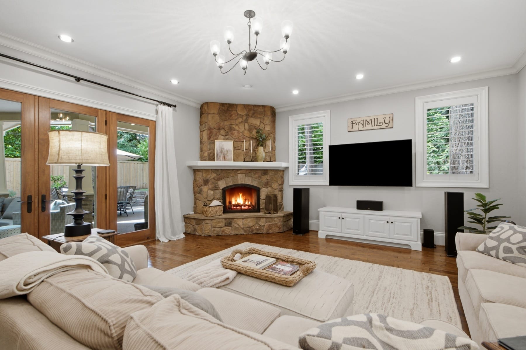  1093 CHANDLER RD Lake Oswego, OR 97034 - 物件實景