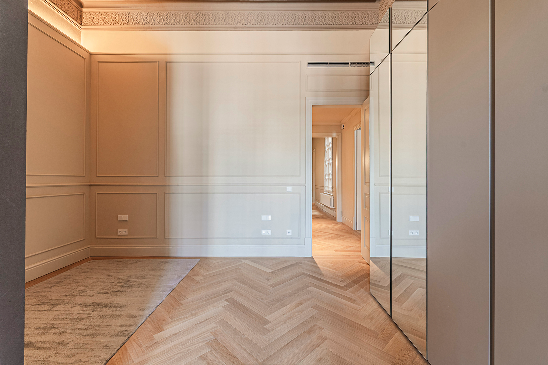  Extraordinary Modernist apartment with high ceilings - 物件實景