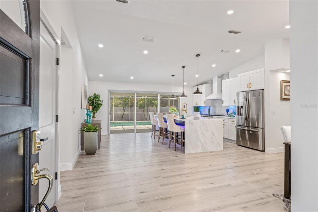 St Petersburg, Florida, 33705, United States, 4 Bedrooms Bedrooms, ,2 BathroomsBathrooms,Residential,For Sale,1919493