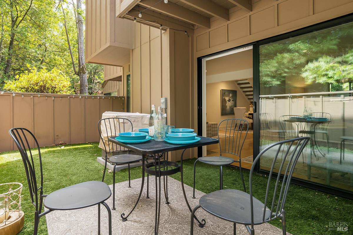 Novato, California, 94949, United States, 3 Bedrooms Bedrooms, ,3 BathroomsBathrooms,Residential,For Sale,1903559