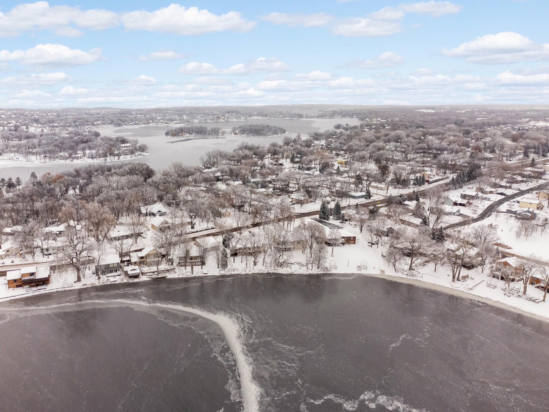 Prior Lake, Minnesota, 55372, United States, 4 Bedrooms Bedrooms, ,3 BathroomsBathrooms,Residential,For Sale,2003014