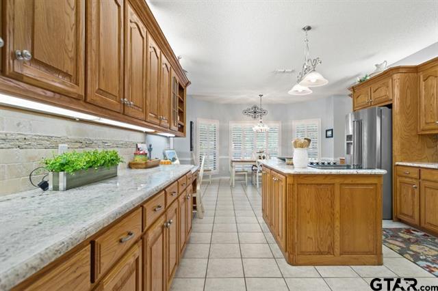 Lindale, Texas, 75771, United States, 3 Bedrooms Bedrooms, ,3 BathroomsBathrooms,Residential,For Sale,1995142