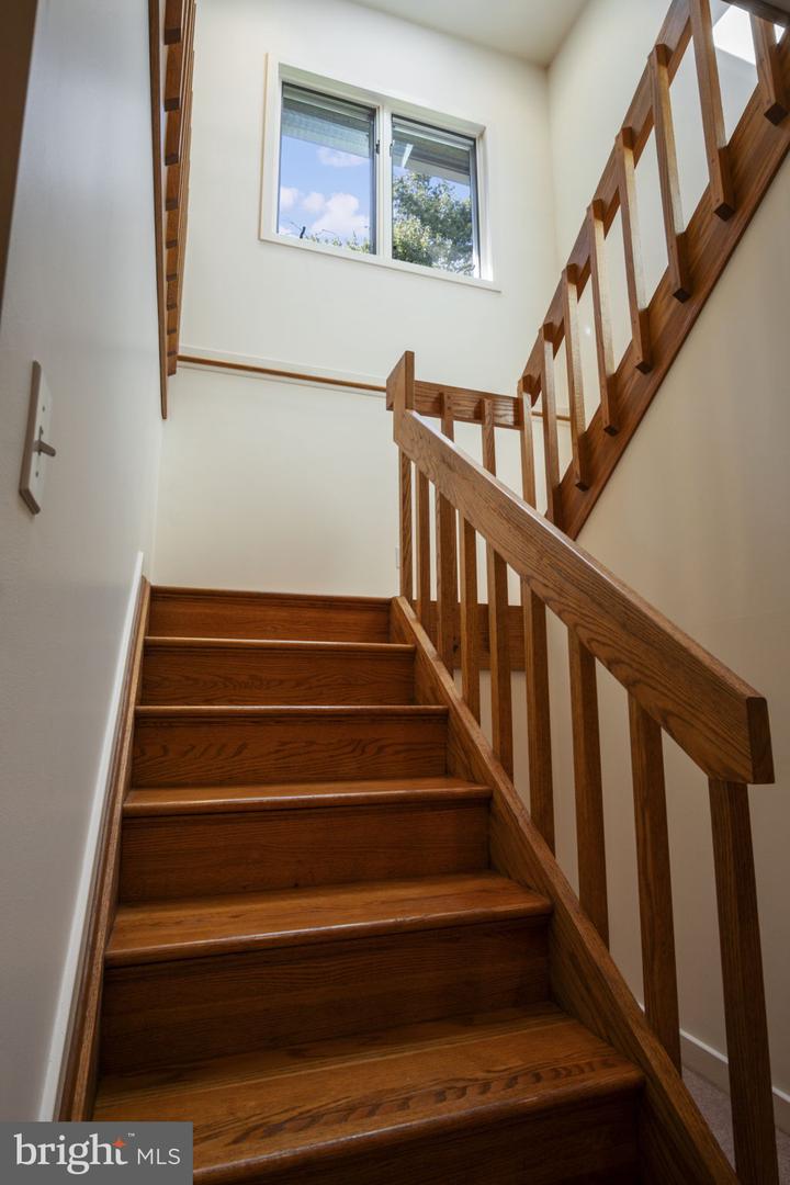 Frederick, Maryland, 21702, United States, 4 Bedrooms Bedrooms, ,3 BathroomsBathrooms,Residential,For Sale,1989312