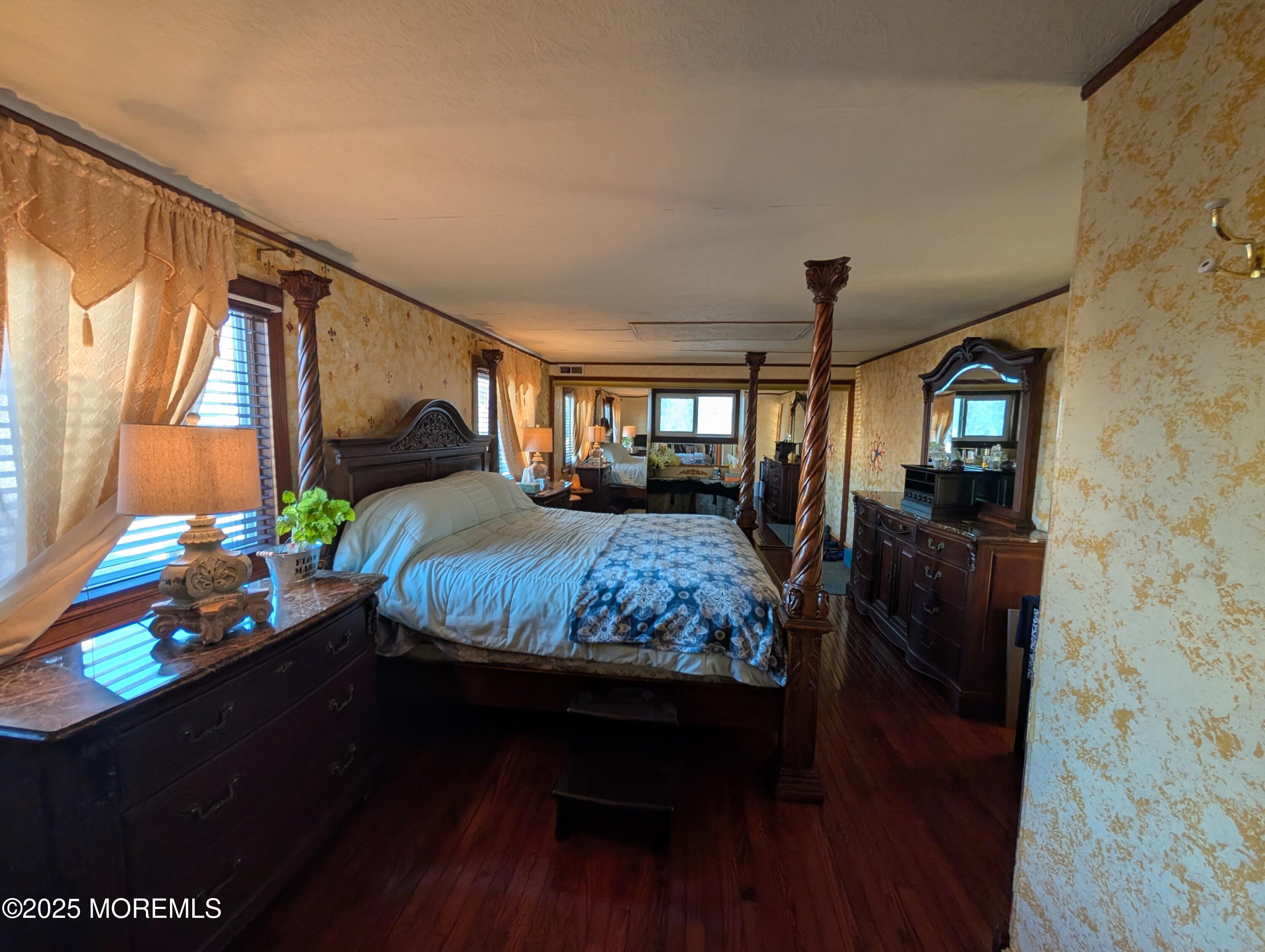 Old Bridge, New Jersey, 08857, United States, 3 Bedrooms Bedrooms, ,2 BathroomsBathrooms,Residential,For Sale,1991891