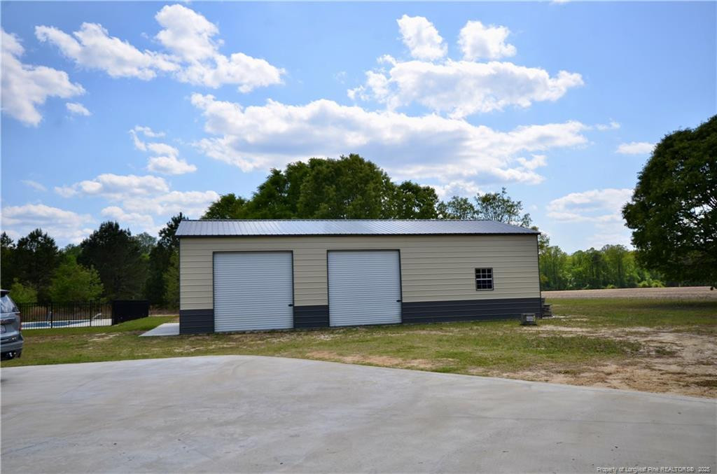 Wade, North Carolina, 28395, United States, 4 Bedrooms Bedrooms, ,5 BathroomsBathrooms,Residential,For Sale,1779432