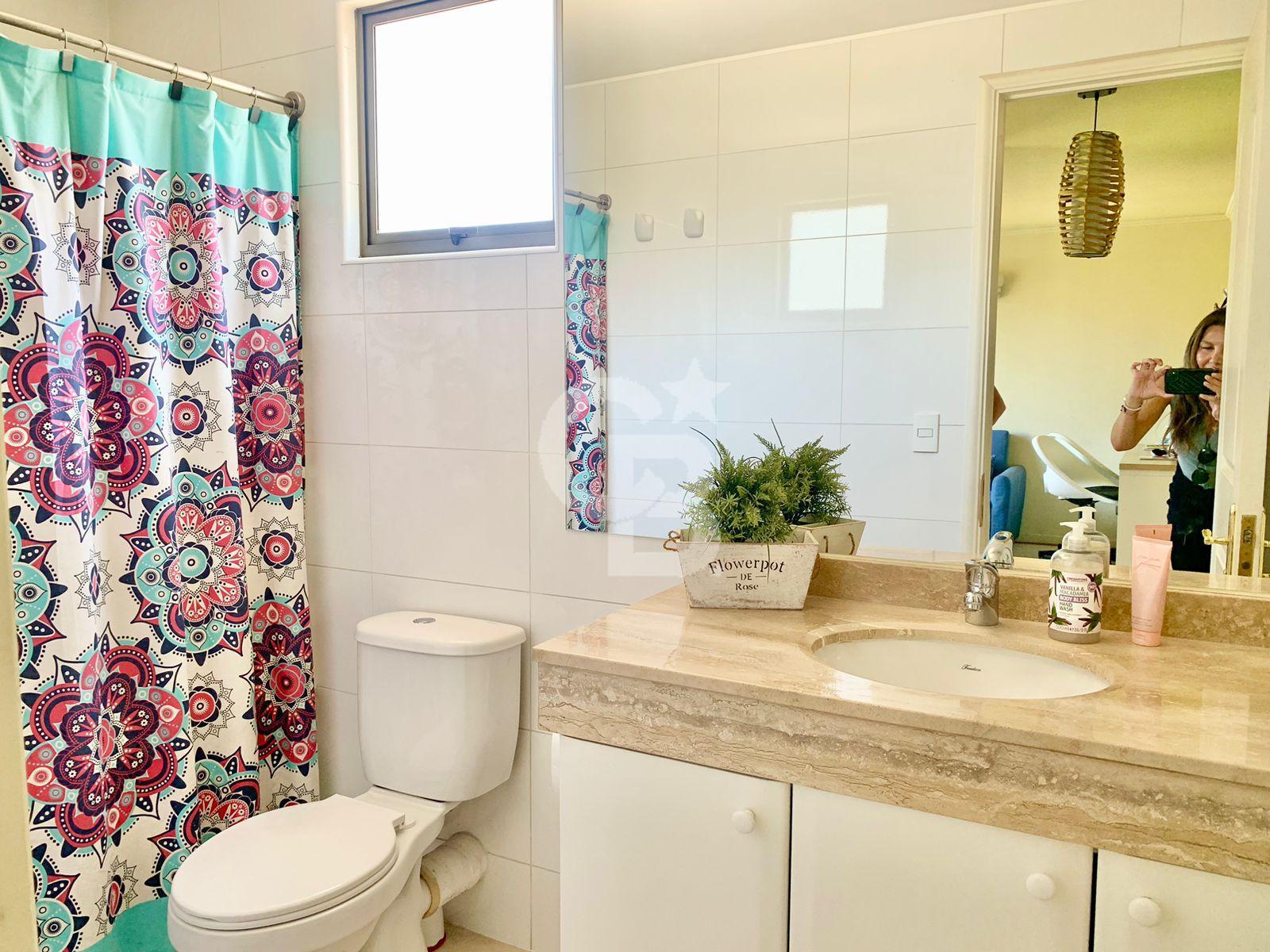 Lo Barnechea, Chile, 5 Bedrooms Bedrooms, ,4 BathroomsBathrooms,Residential,For Sale,1992100