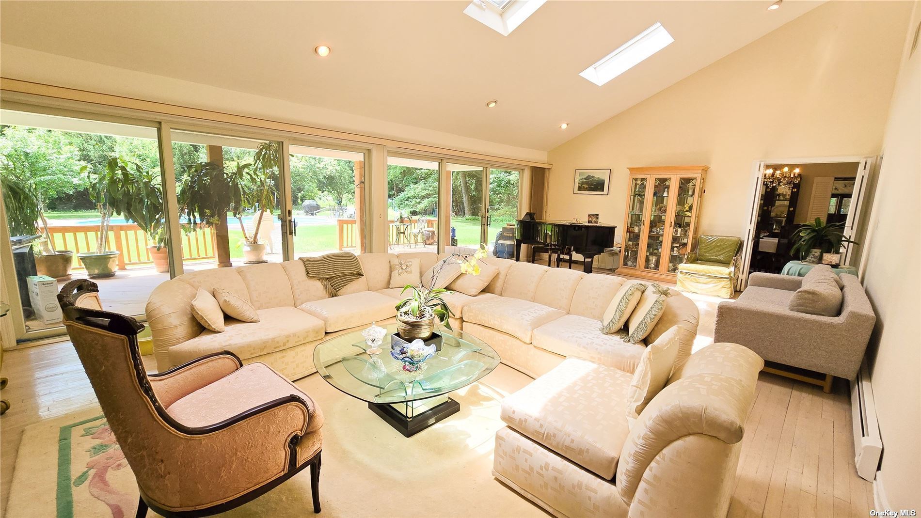 8 The Pines, Old Westbury, New York, 11568, United States, 3 Bedrooms Bedrooms, ,3 BathroomsBathrooms,Residential,For Sale,8 The Pines,1668876