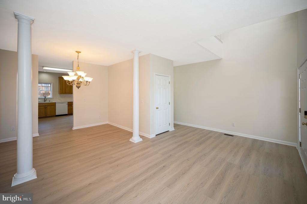 Stafford, Virginia, 22554, United States, 4 Bedrooms Bedrooms, ,3 BathroomsBathrooms,Residential,For Sale,1993454