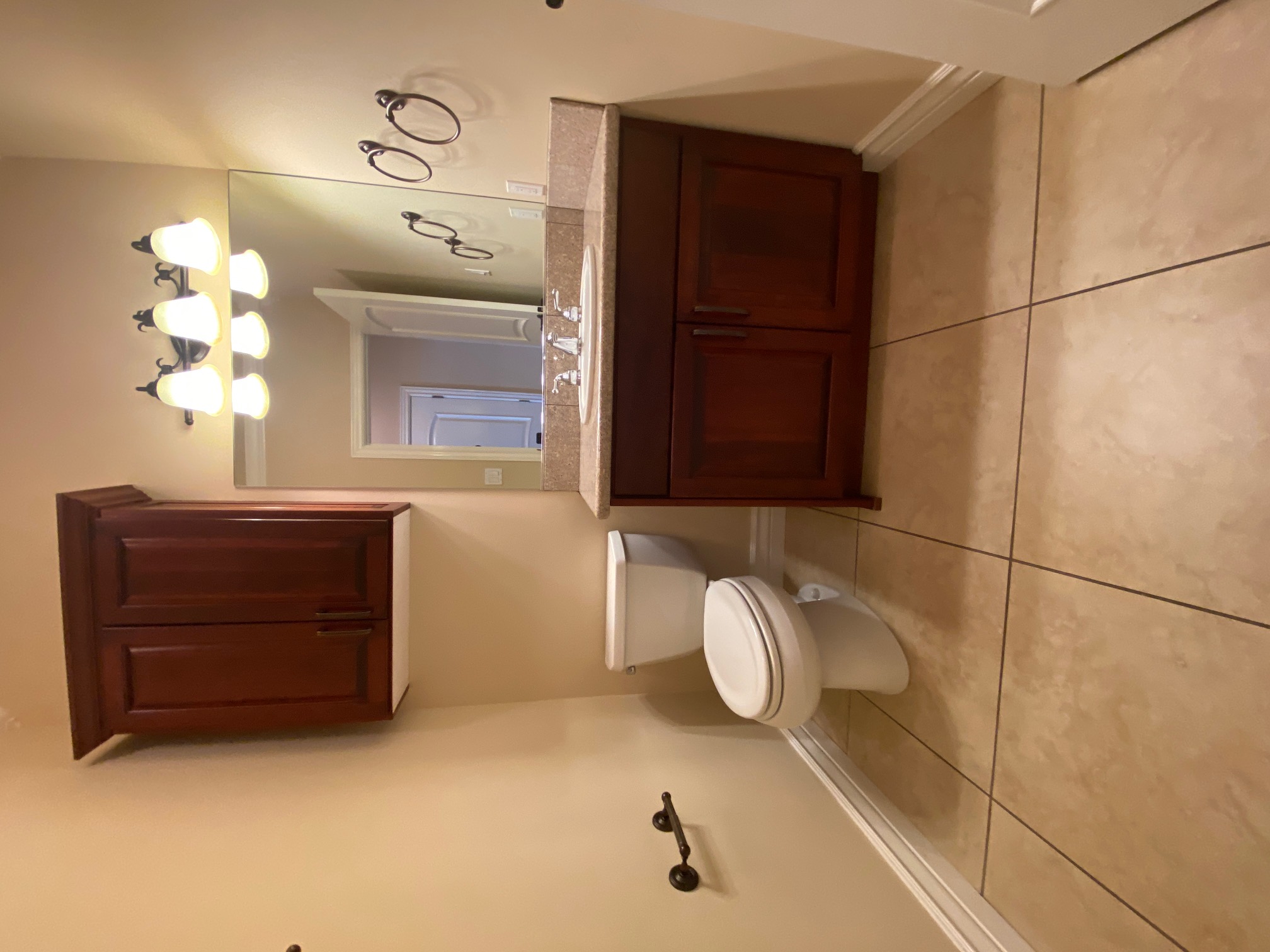 Farmington, New Mexico, 87402, United States, 4 Bedrooms Bedrooms, ,4 BathroomsBathrooms,Residential,For Sale,2005186