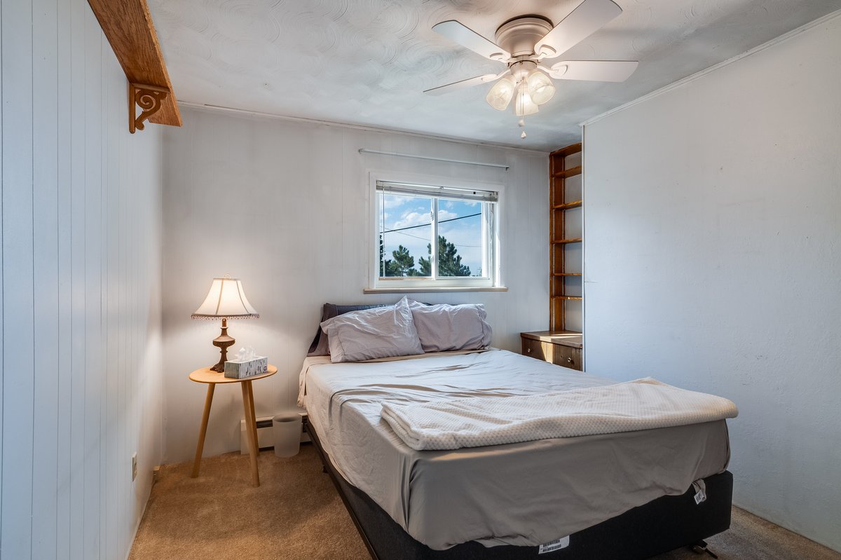 Cheyenne, Wyoming, 82009, United States, 3 Bedrooms Bedrooms, ,2 BathroomsBathrooms,Residential,For Sale,1976817