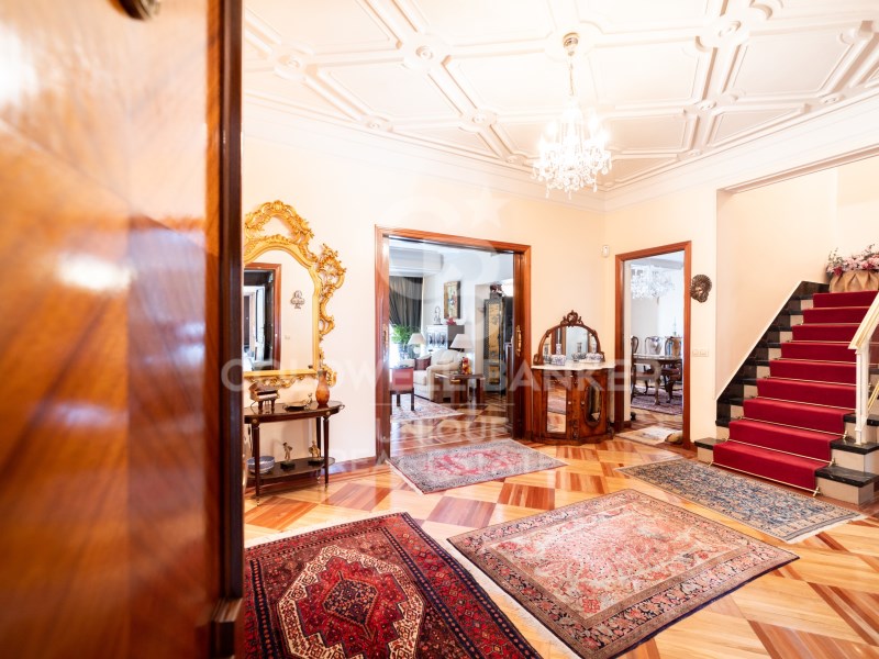 Madrid, Madrid, Chamber?, Almagro Madrid, Madrid, Madrid, Comunidad de Madrid, ES, 6 Bedrooms Bedrooms, ,4 BathroomsBathrooms,Residential,For Sale,Madrid, Madrid, Chamber?, Almagro Madrid, Madrid, ,1619918