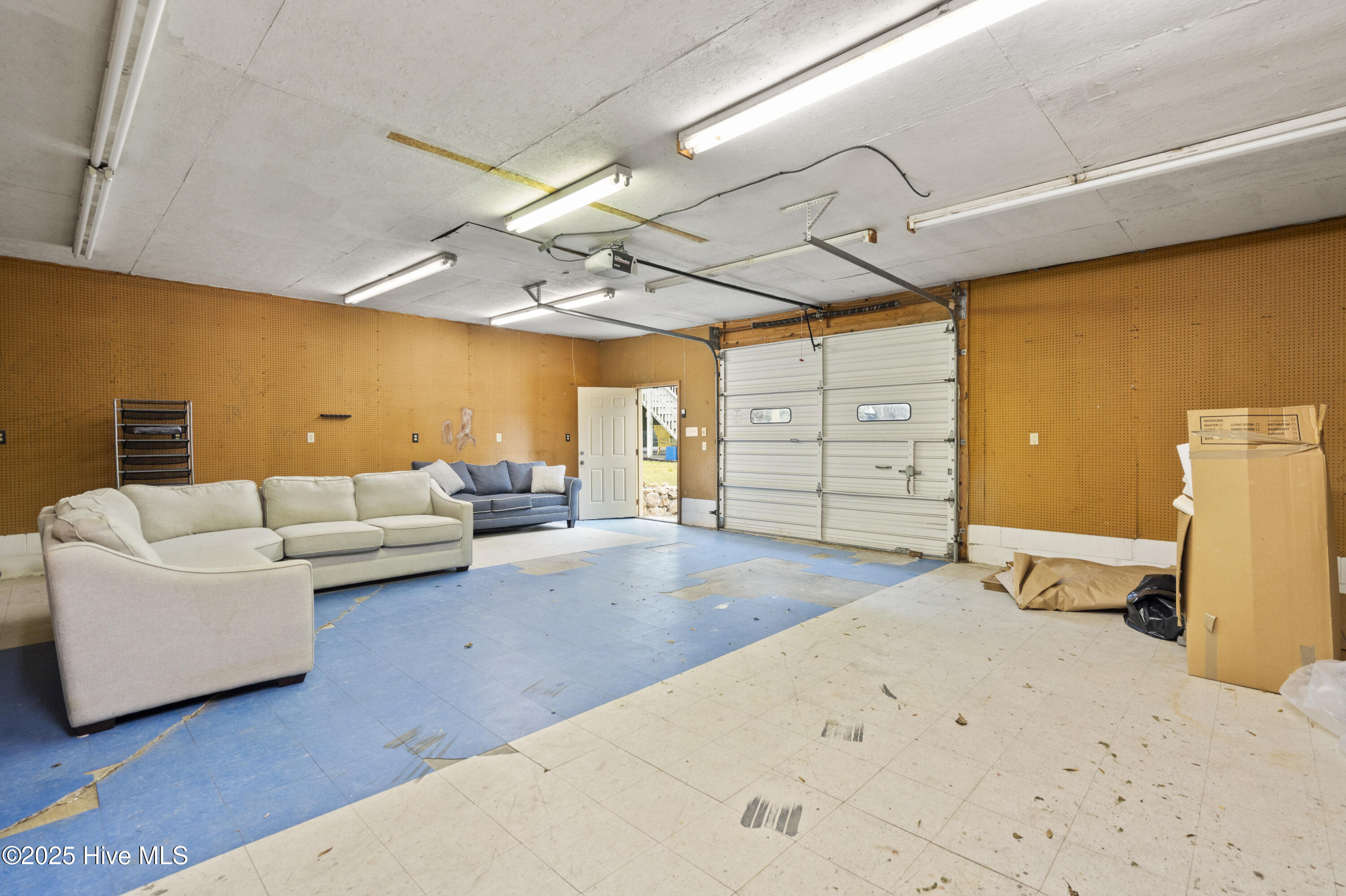 Emerald Isle, North Carolina, 28594, United States, 3 Bedrooms Bedrooms, ,3 BathroomsBathrooms,Residential,For Sale,1991113