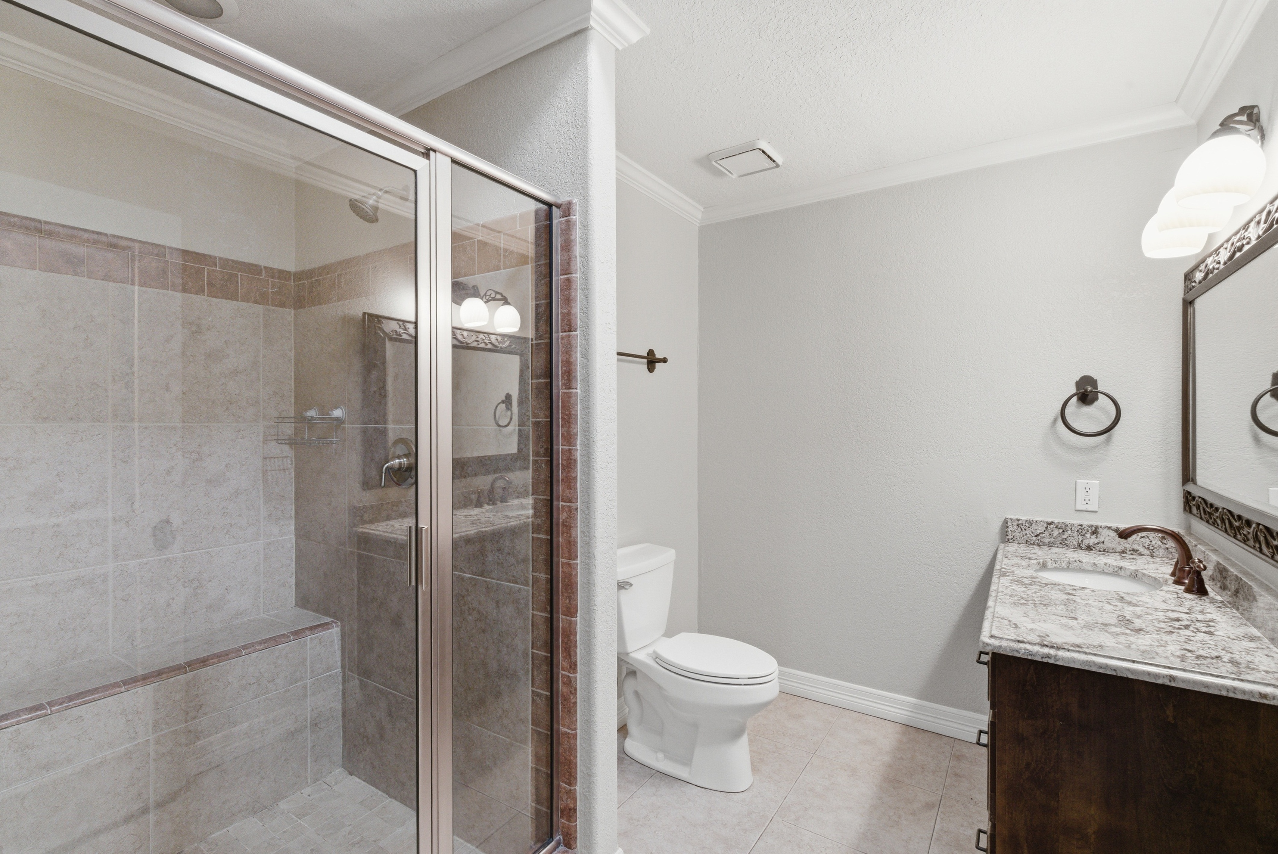  1515 Oak Forest Drive, Graham, TX, 76450 - 物件實景