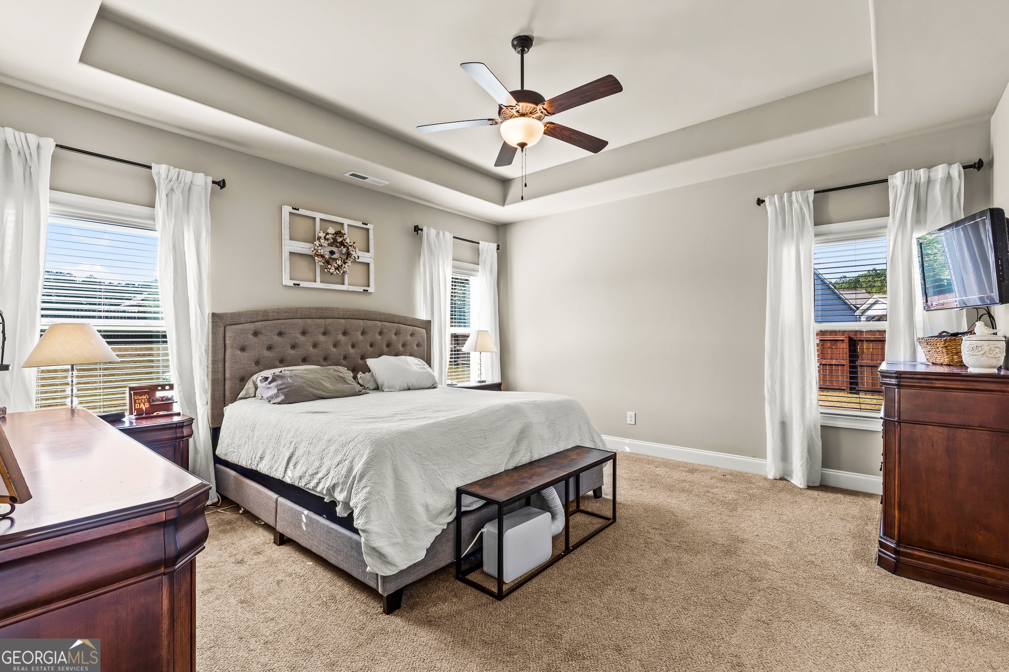 Senoia, Georgia, 30276, United States, 4 Bedrooms Bedrooms, ,3 BathroomsBathrooms,Residential,For Sale,1990817