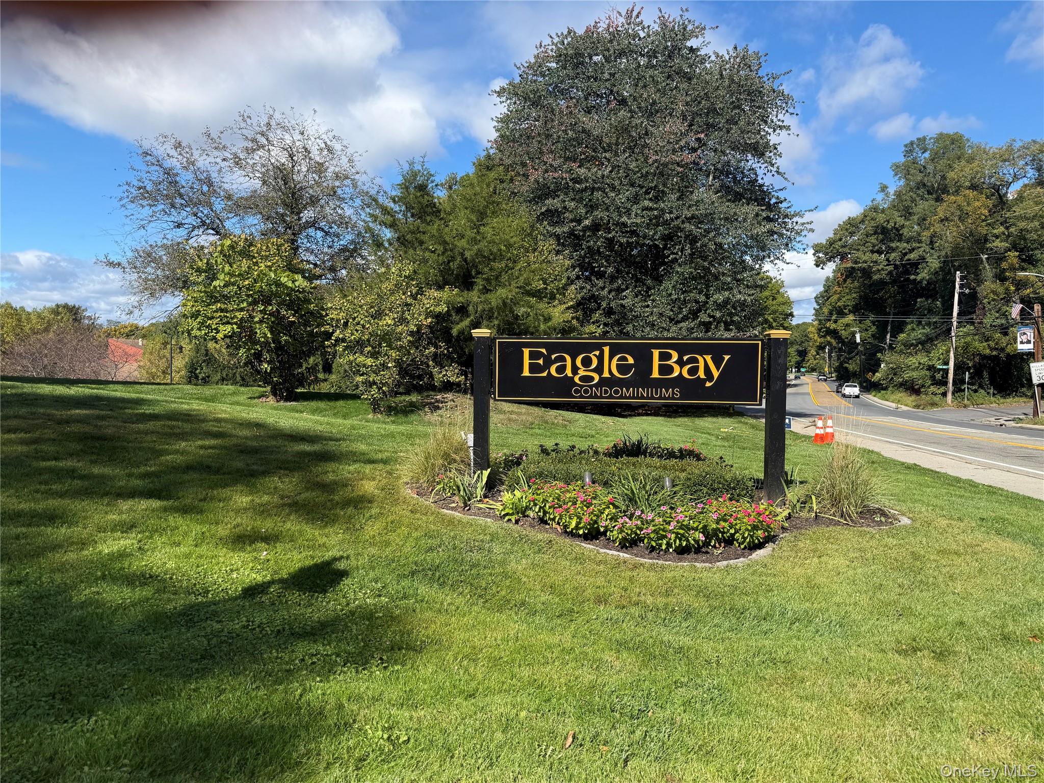 Eagle Bay Dr, Ossining, NY 10562