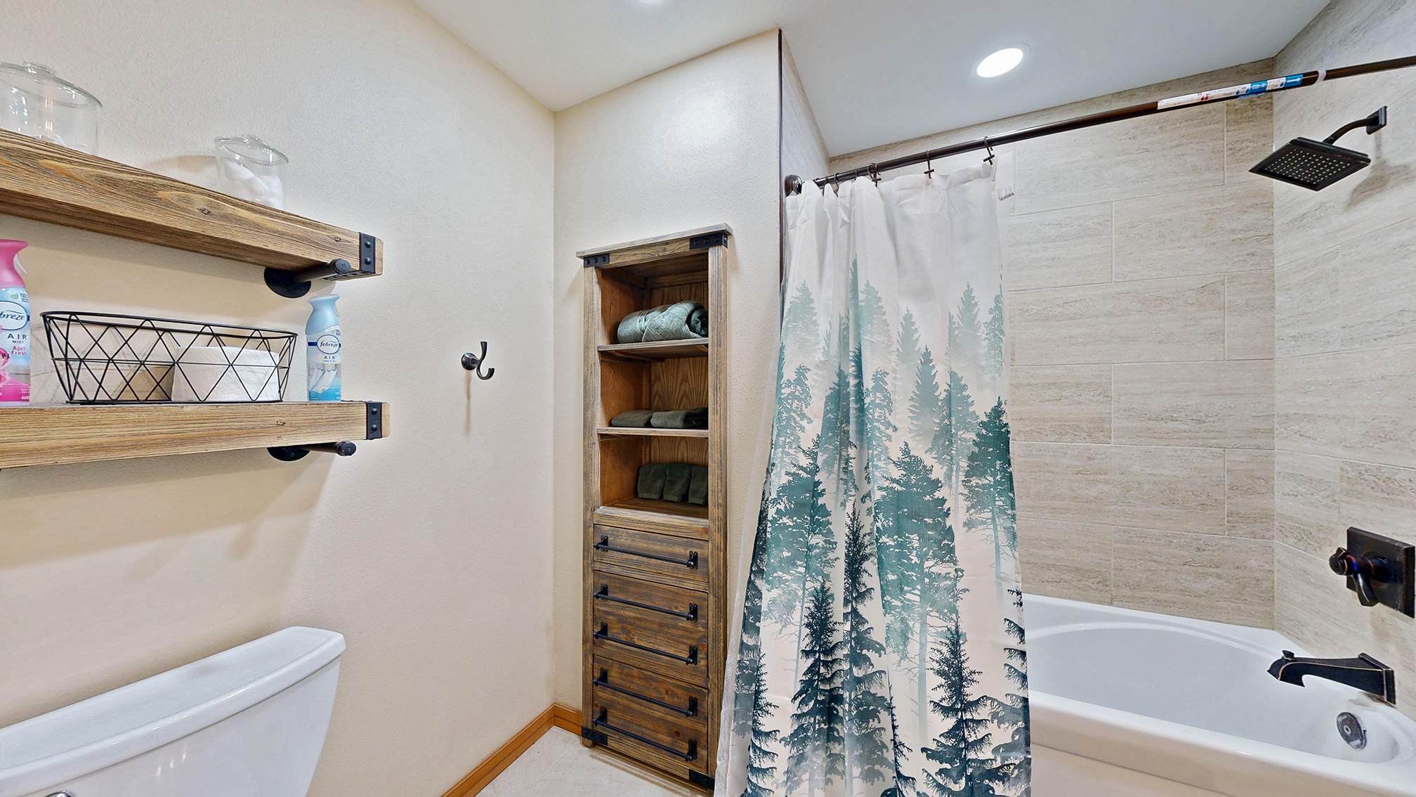 Alto, New Mexico, 88312, United States, 3 Bedrooms Bedrooms, ,2 BathroomsBathrooms,Residential,For Sale,1891048