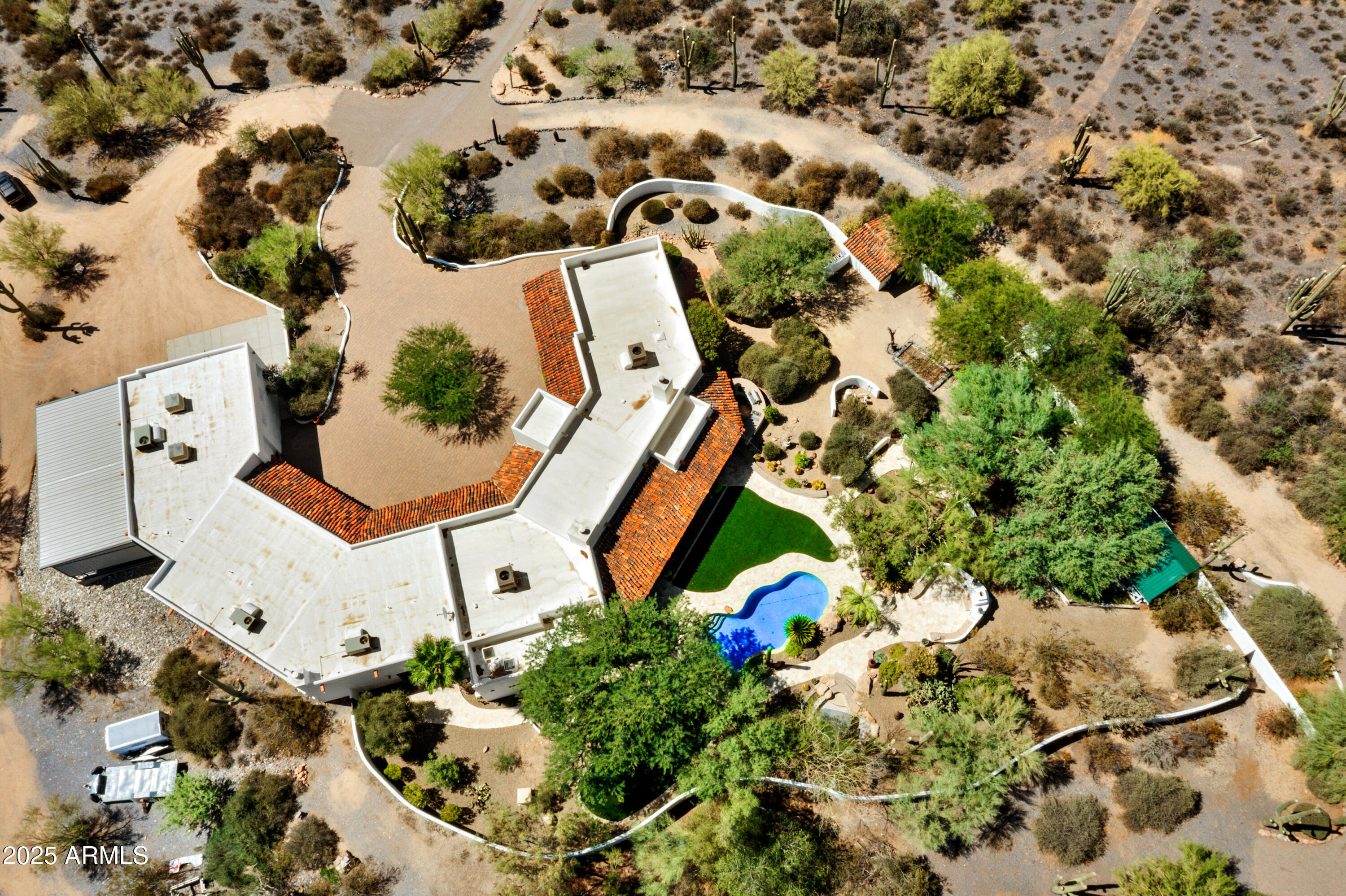 Cave Creek, Arizona, 85331, United States, 2 Bedrooms Bedrooms, ,4 BathroomsBathrooms,Residential,For Sale,1987771