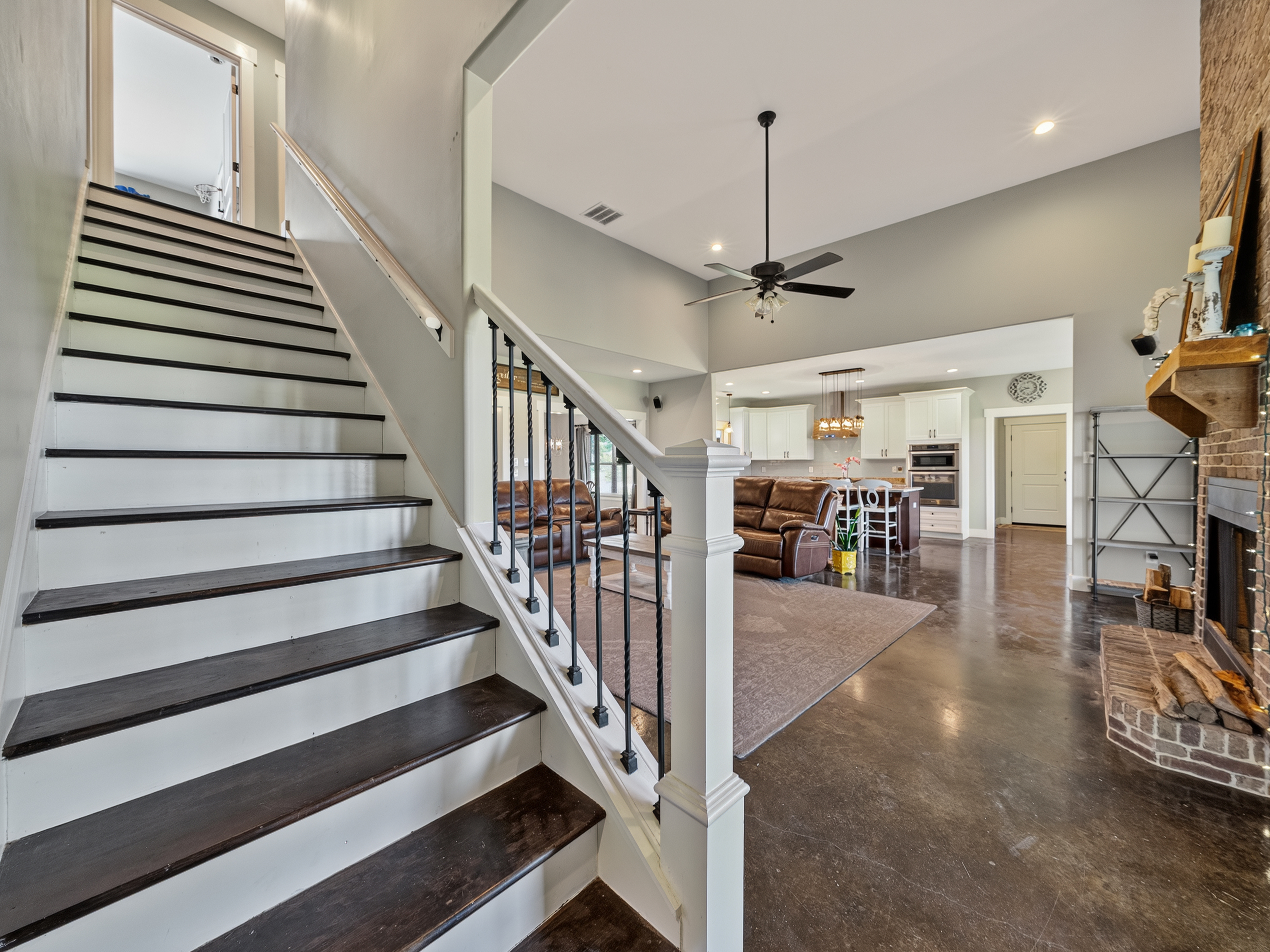  1550 Lakeview Drive, Collierville, TN 38017 - 物件實景