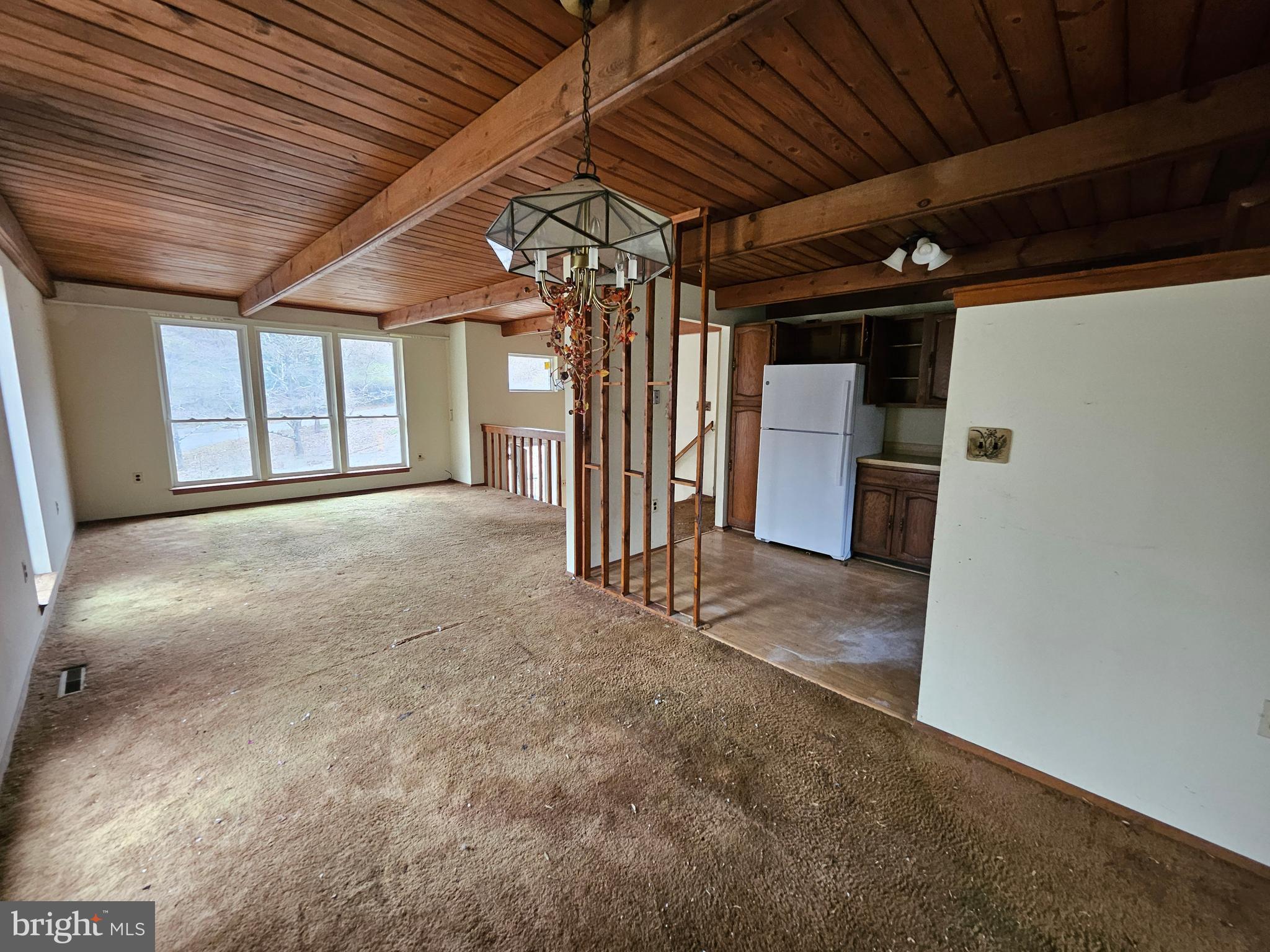 Millersville, Maryland, 21108, United States, 5 Bedrooms Bedrooms, ,3 BathroomsBathrooms,Residential,For Sale,1881579