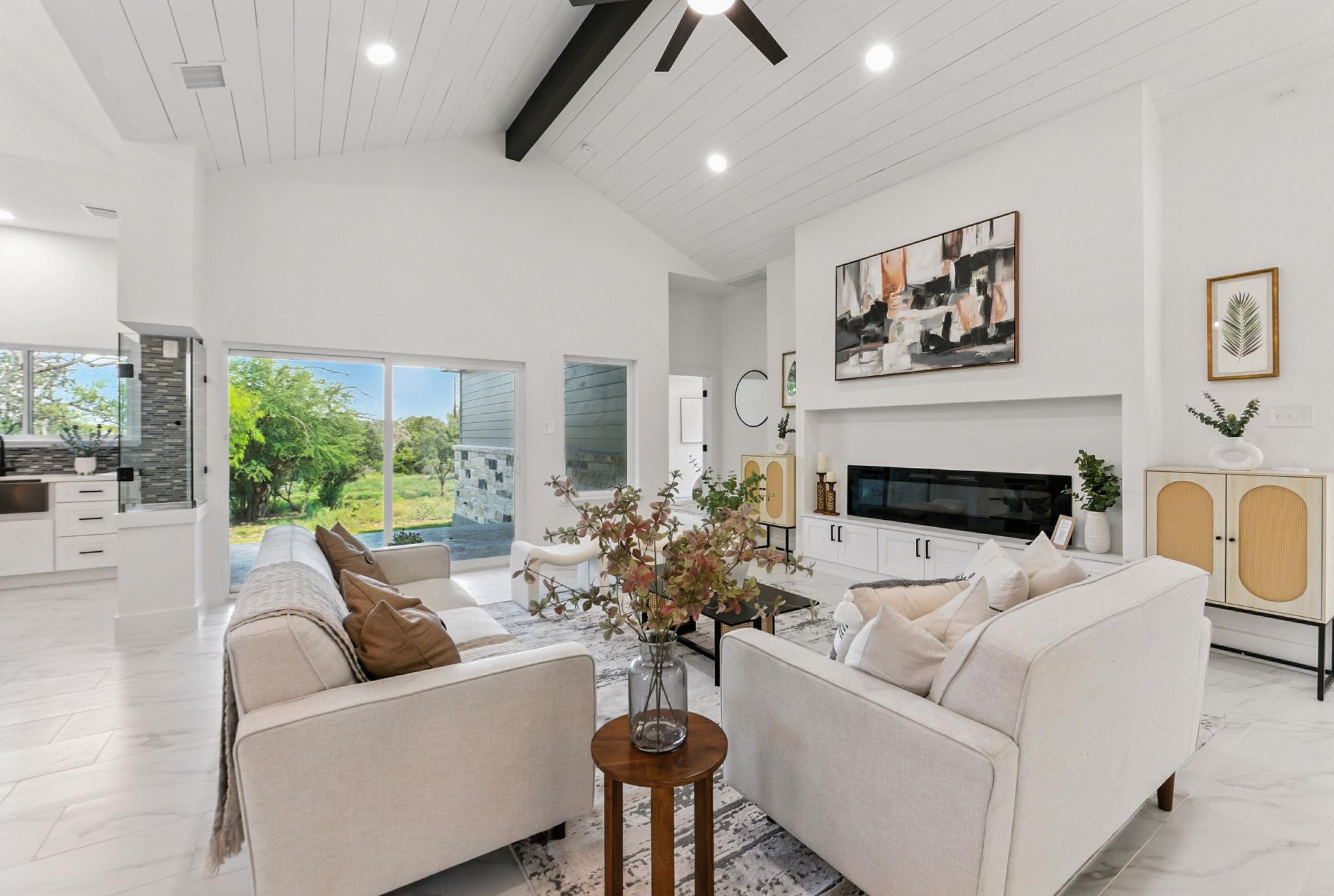 Spicewood, Texas, 78669, United States, 3 Bedrooms Bedrooms, ,4 BathroomsBathrooms,Residential,For Sale,1977175