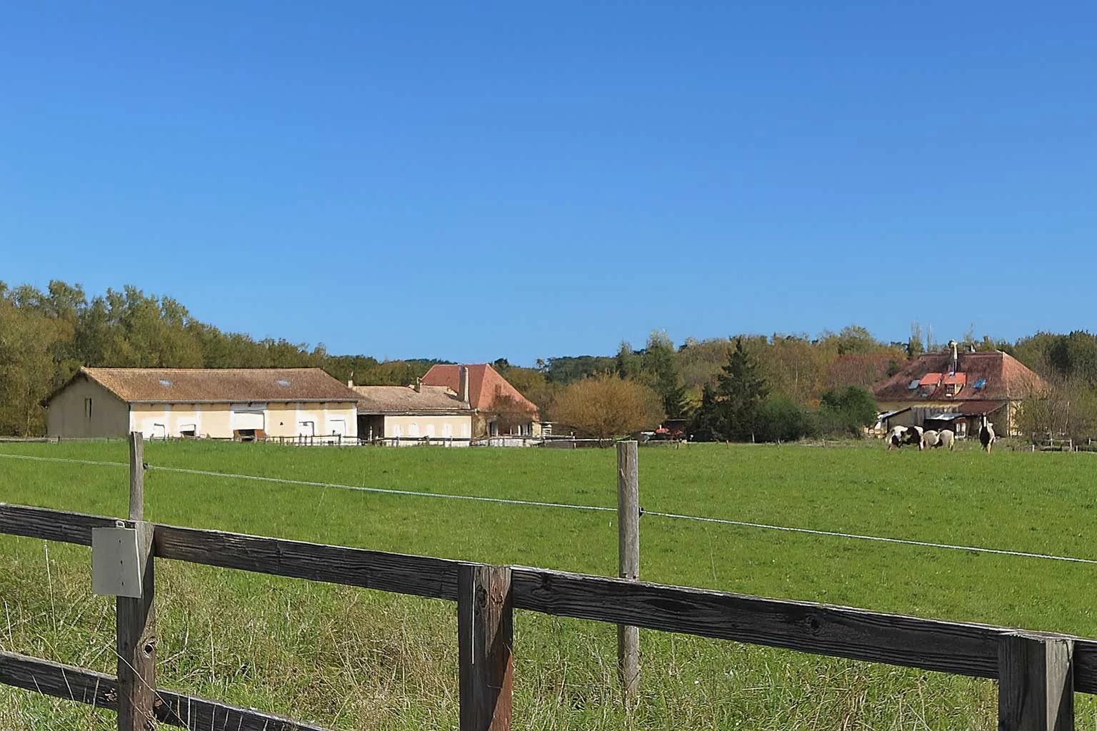 Bergerac, New Aquitaine, 24100, FR, 4 Bedrooms Bedrooms, ,2 BathroomsBathrooms,Residential,For Sale,2000763