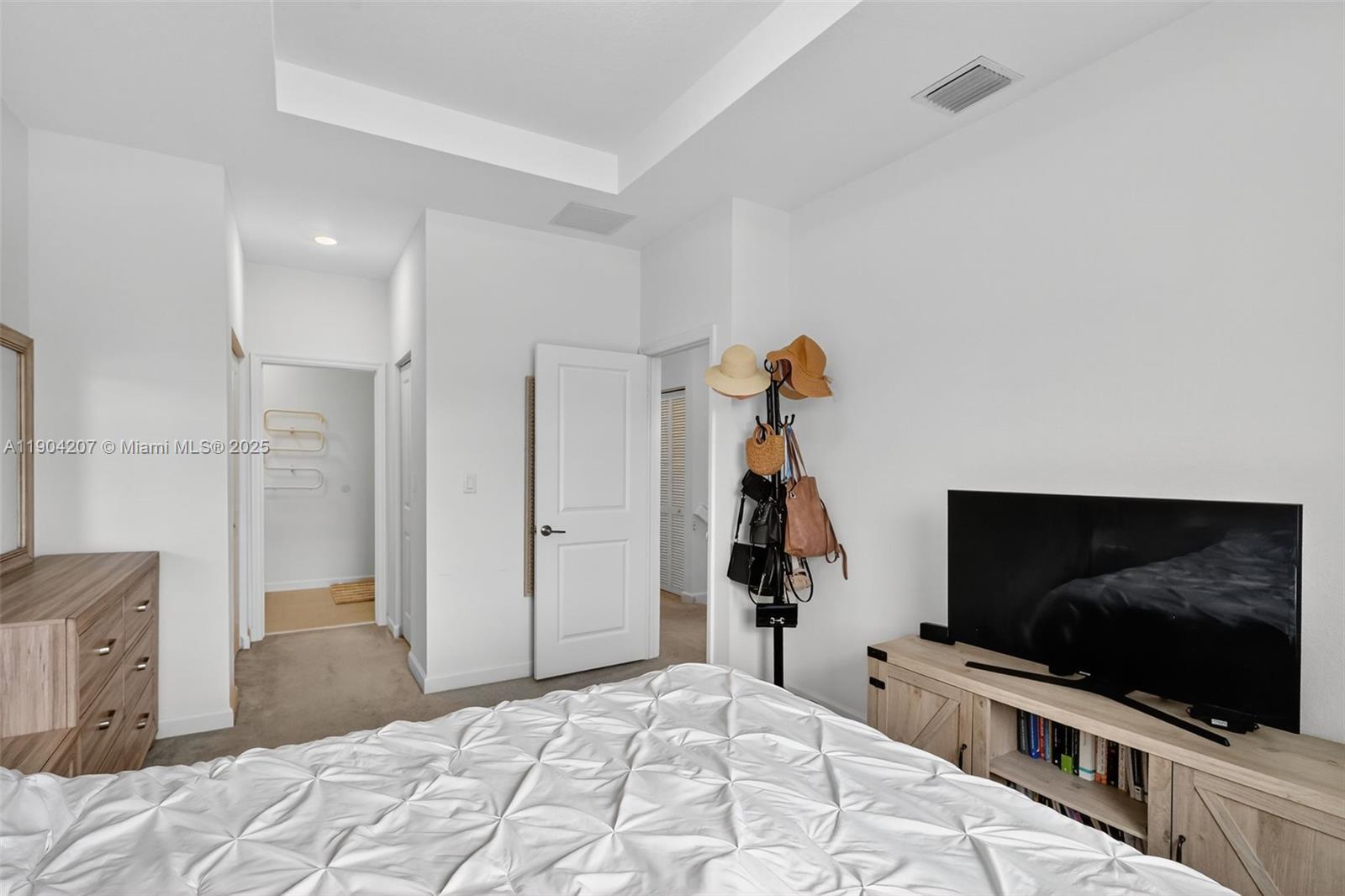 Miami, Florida, 33167, United States, 4 Bedrooms Bedrooms, ,3 BathroomsBathrooms,Residential,For Sale,1987738