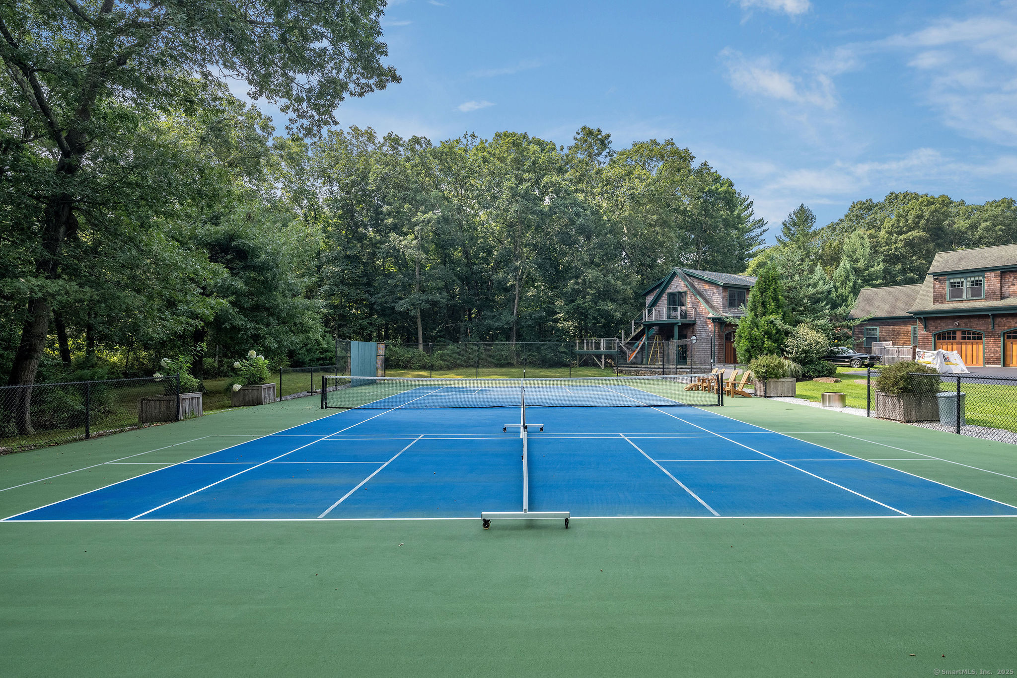 Guilford, Connecticut, 06437, United States, 5 Bedrooms Bedrooms, ,8 BathroomsBathrooms,Residential,For Sale,1903755