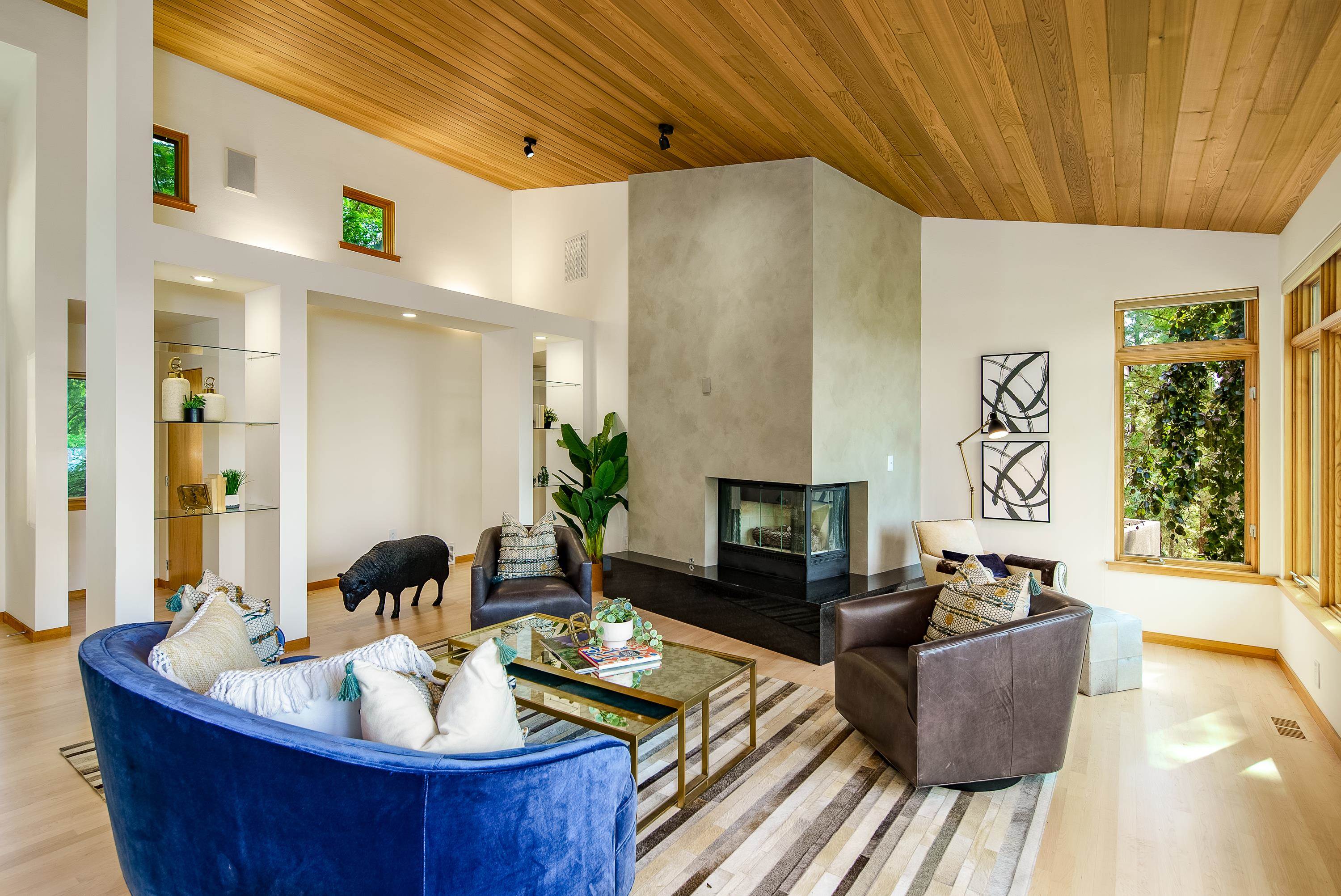 Spokane, Washington, 99223, United States, 4 Bedrooms Bedrooms, ,4 BathroomsBathrooms,Residential,For Sale,2002514