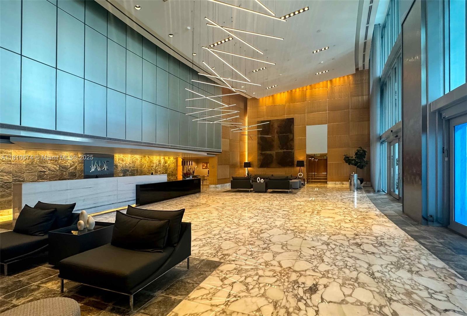 Miami, Florida, 33131, United States, 1 Bedroom Bedrooms, ,1 BathroomBathrooms,Residential,For Sale,1837622