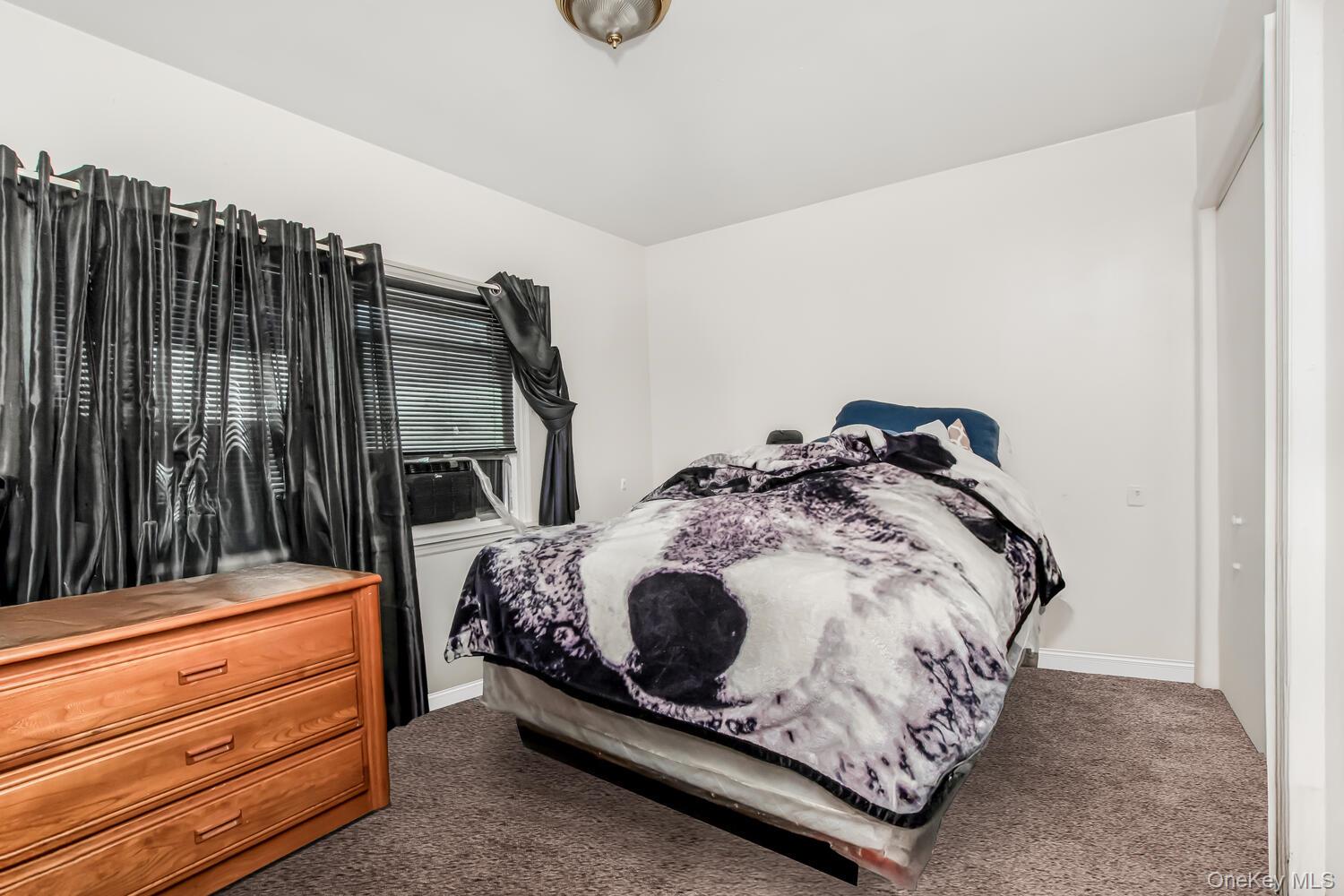 Yonkers, New York, 10701, United States, 3 Bedrooms Bedrooms, ,2 BathroomsBathrooms,Residential,For Sale,2000981