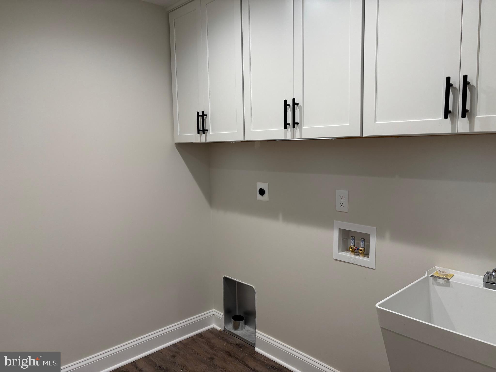 Culpeper, Virginia, 22701, United States, 3 Bedrooms Bedrooms, ,2 BathroomsBathrooms,Residential,For Sale,1973761