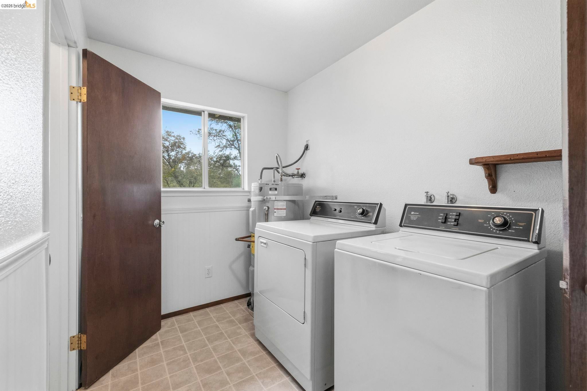 Sonora, California, 95370, United States, 4 Bedrooms Bedrooms, ,2 BathroomsBathrooms,Residential,For Sale,2049184