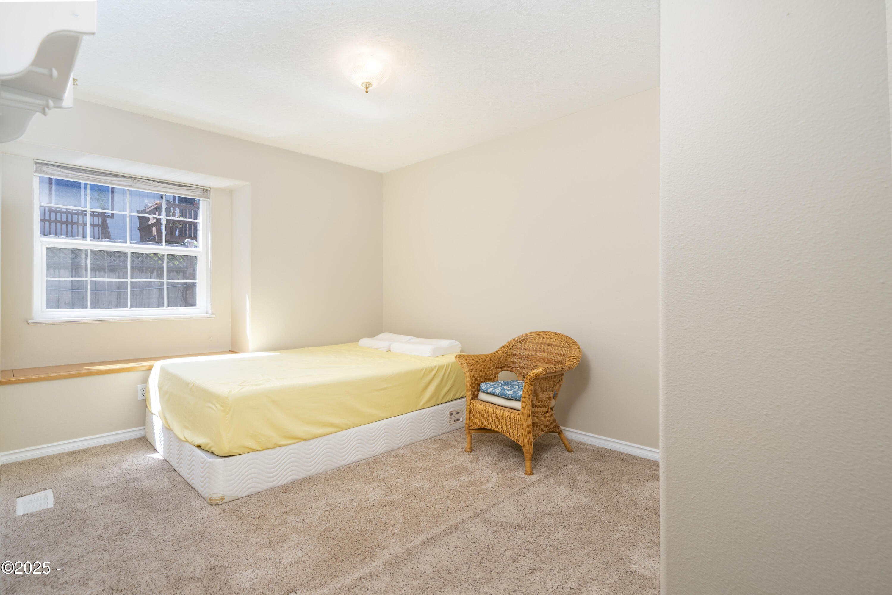Lincoln City, Oregon, 97365, United States, 2 Bedrooms Bedrooms, ,2 BathroomsBathrooms,Residential,For Sale,1858189
