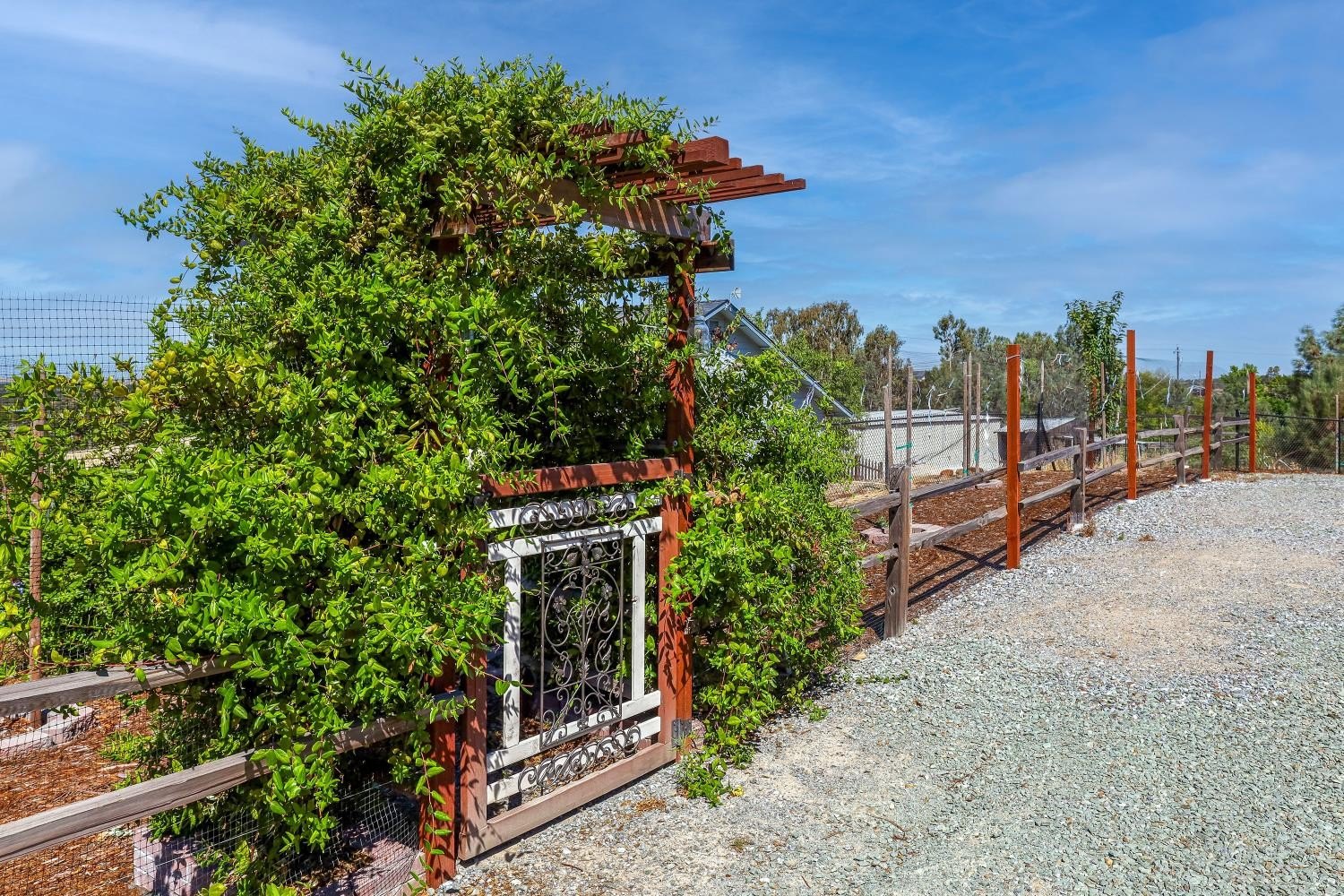 Valley Springs, California, 95252, United States, 3 Bedrooms Bedrooms, ,4 BathroomsBathrooms,Residential,For Sale,1981868