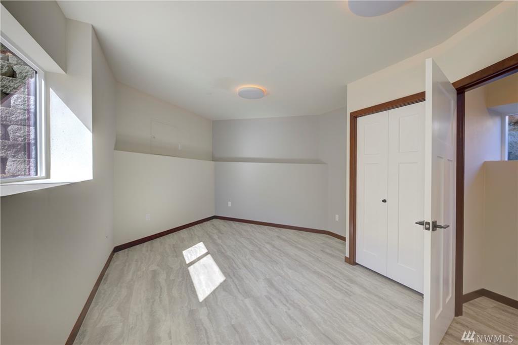16001 36th Ave NE, Lake Forest Park, Washington, 98155, United States, 2 Bedrooms Bedrooms, ,4 BathroomsBathrooms,Residential,For Sale,16001 36th Ave NE,1621421