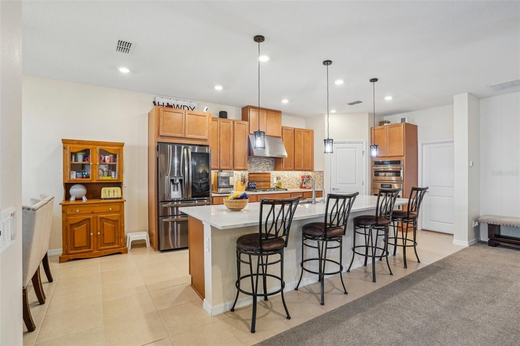 Apopka, Florida, 32703, United States, 5 Bedrooms Bedrooms, ,5 BathroomsBathrooms,Residential,For Sale,1837631