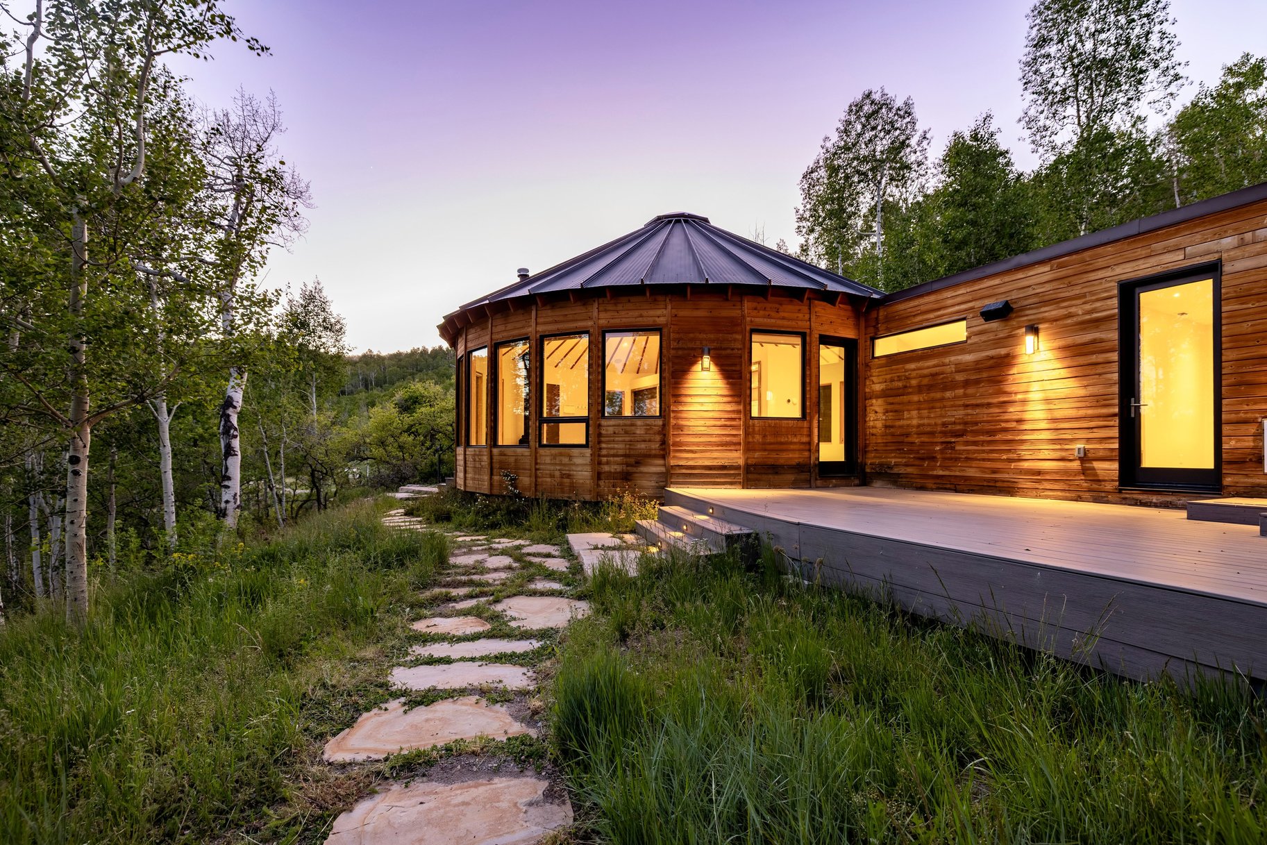  One of a Kind Mountain Retreat on Nearly 12 Acres with Panoramic Ski Resort View - 物件實景