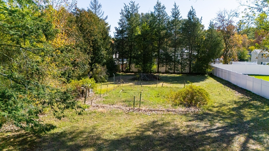 Billerica, Massachusetts, 01821, United States, 3 Bedrooms Bedrooms, ,2 BathroomsBathrooms,Residential,For Sale,1991745