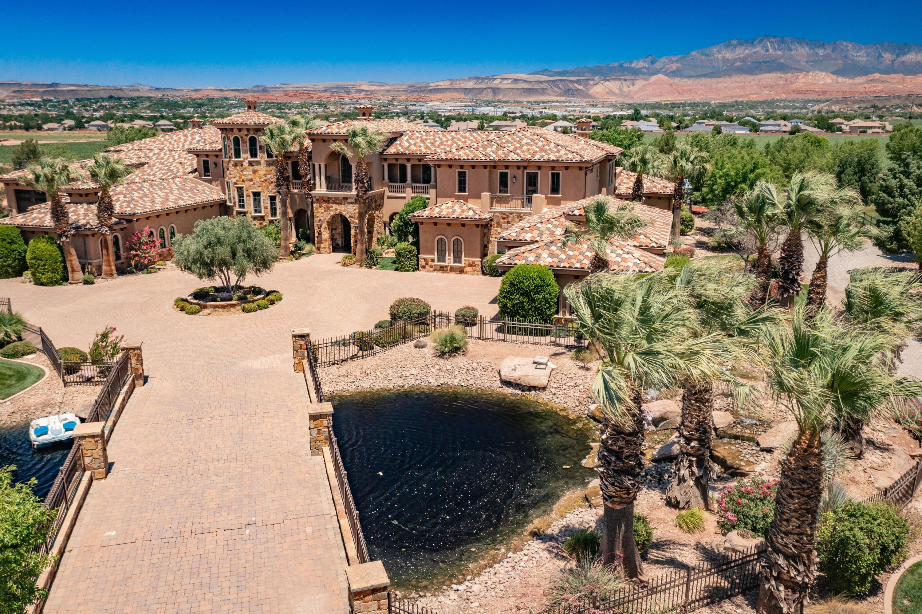 Washington, Utah, 84780, United States, 7 Bedrooms Bedrooms, ,7 BathroomsBathrooms,Residential,For Sale,2005134