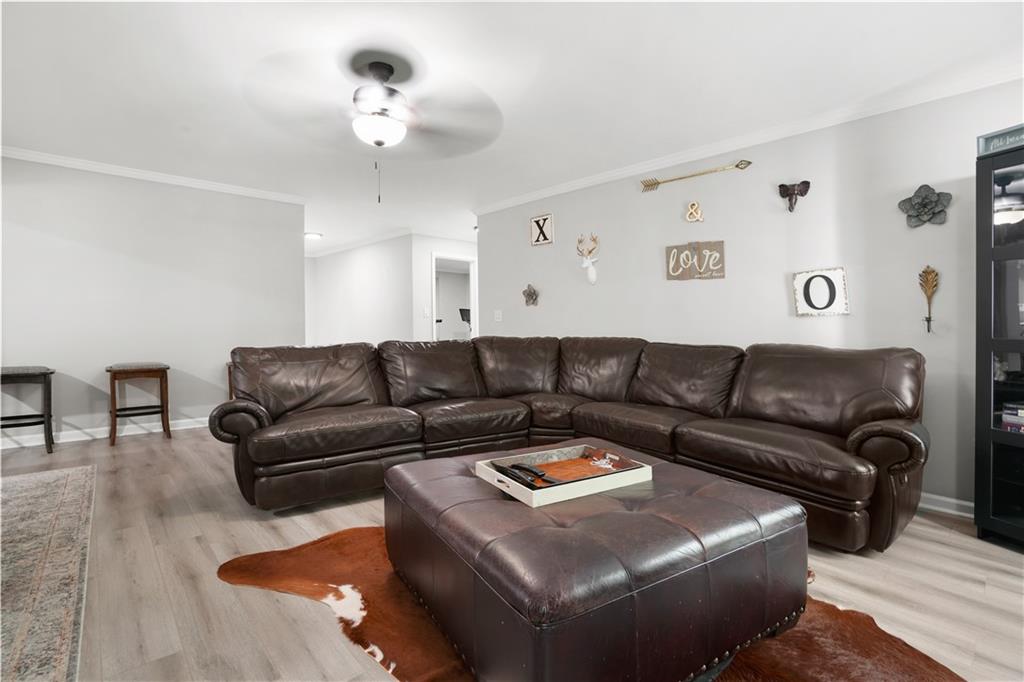 Lithonia, Georgia, 30038, United States, 7 Bedrooms Bedrooms, ,5 BathroomsBathrooms,Residential,For Sale,1948640