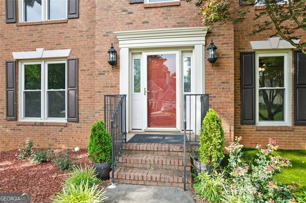 Acworth, Georgia, 30101, United States, 5 Bedrooms Bedrooms, ,4 BathroomsBathrooms,Residential,For Sale,1959497