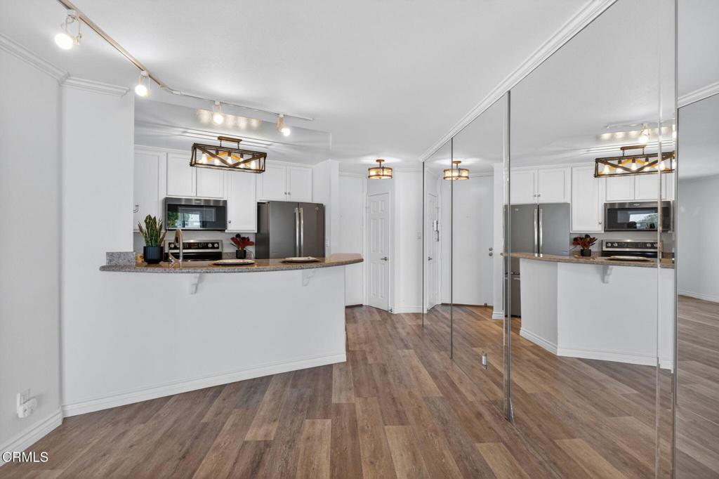 Oxnard, California, 93035, United States, 2 Bedrooms Bedrooms, ,1 BathroomBathrooms,Residential,For Sale,2040147