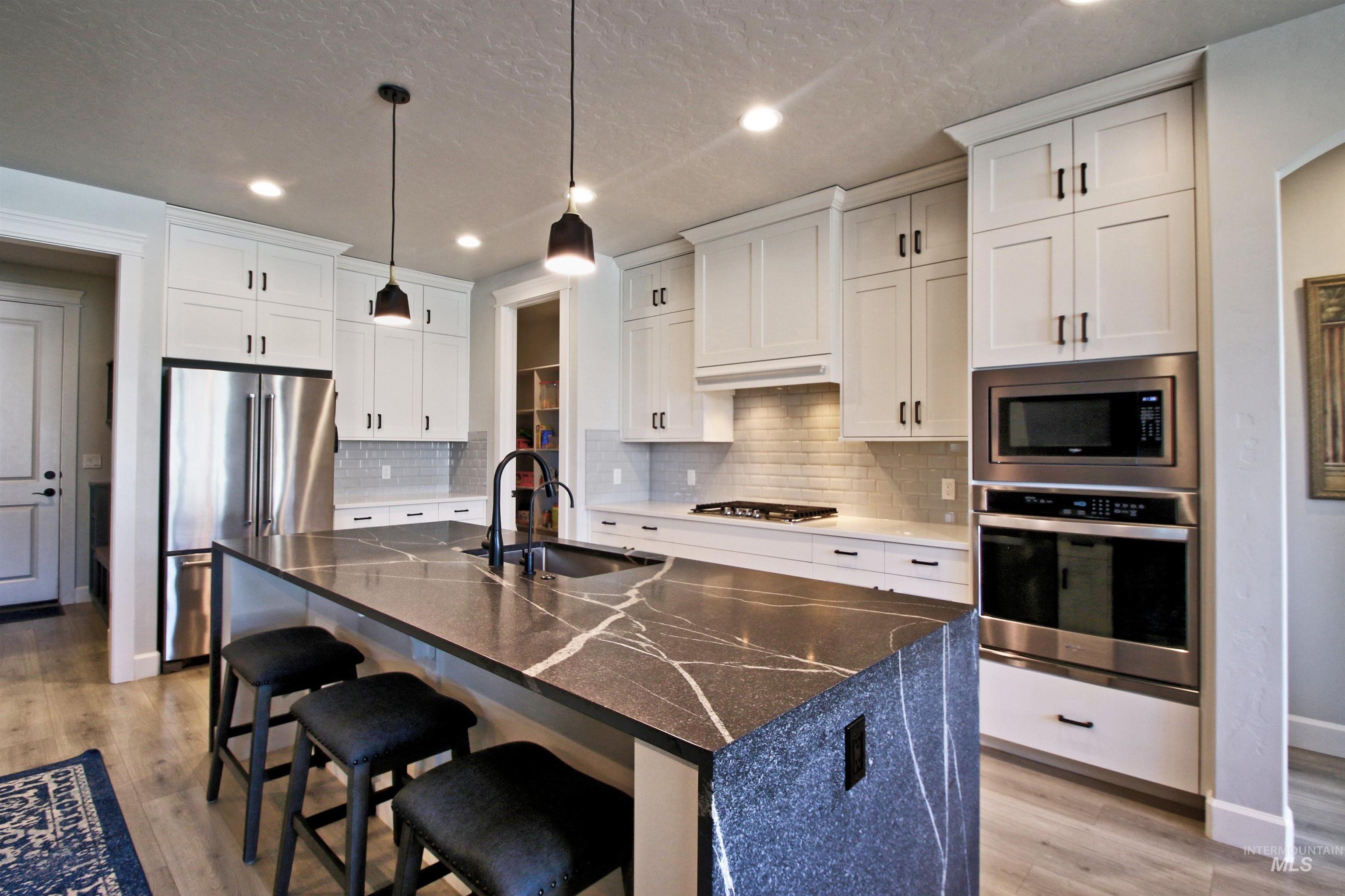 Meridian, Idaho, 83646, United States, 3 Bedrooms Bedrooms, ,2 BathroomsBathrooms,Residential,For Sale,1960582