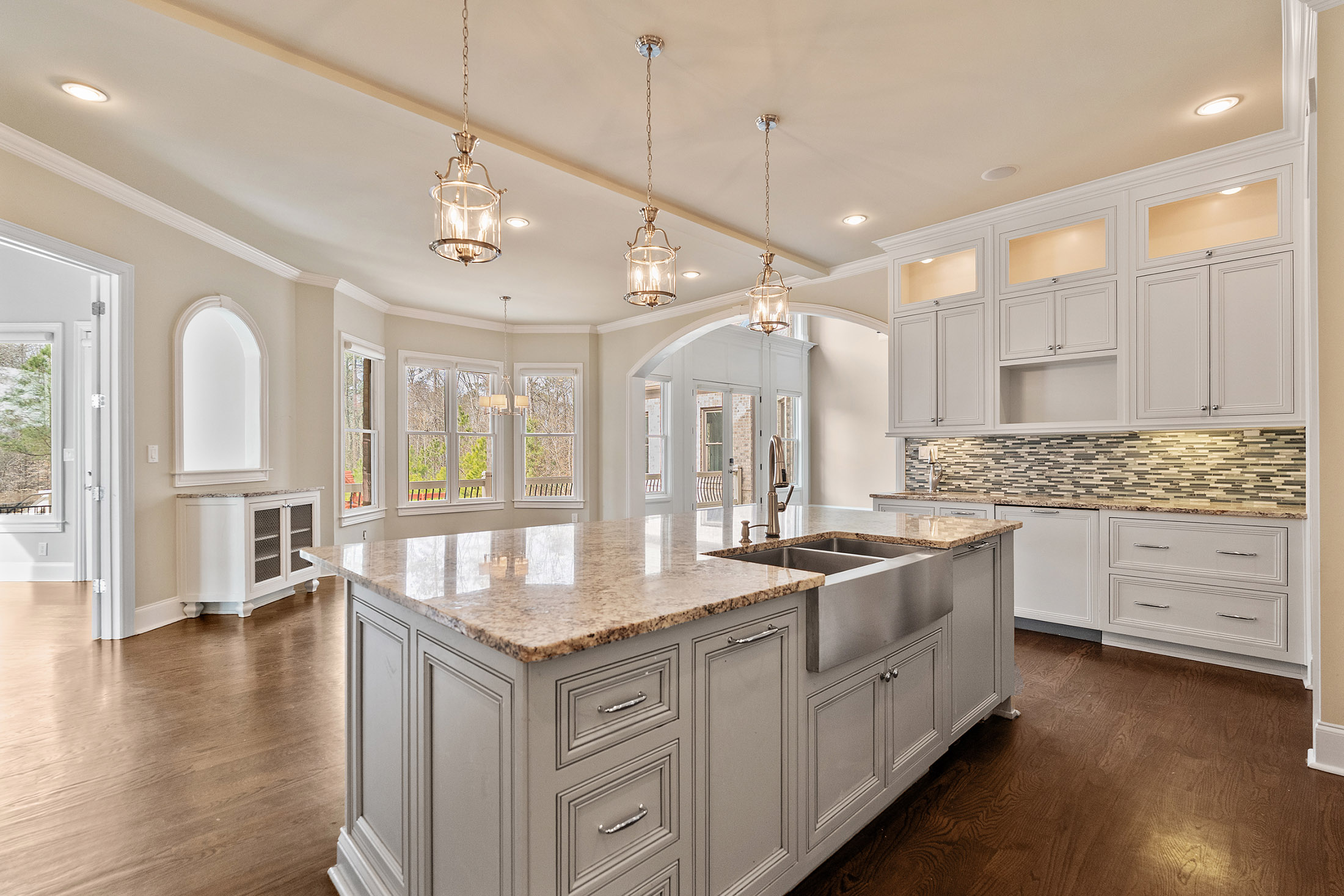  Old World Charm Meets Modern Luxury on This Milton Estate - 物件實景