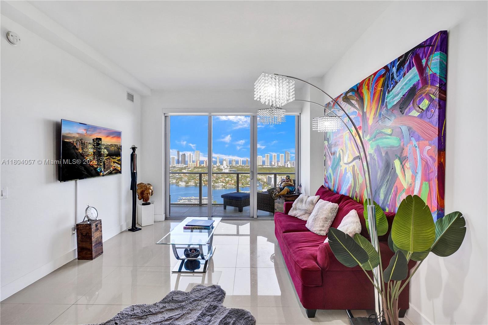 North Miami Beach, Florida, 33160, United States, 2 Bedrooms Bedrooms, ,2 BathroomsBathrooms,Residential,For Sale,1826638