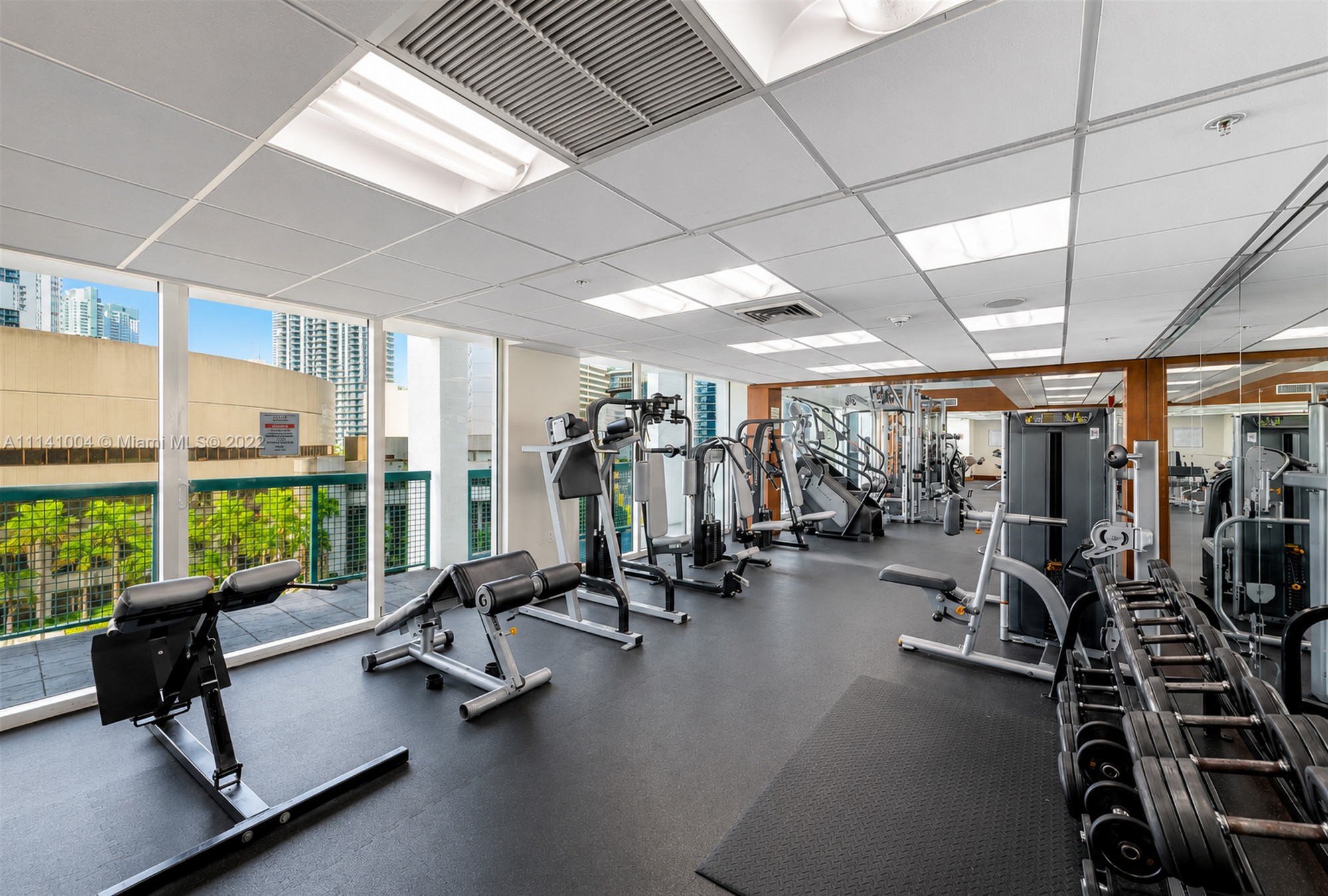  41 SE 5th St, Miami, FL, 33131 - 物件實景