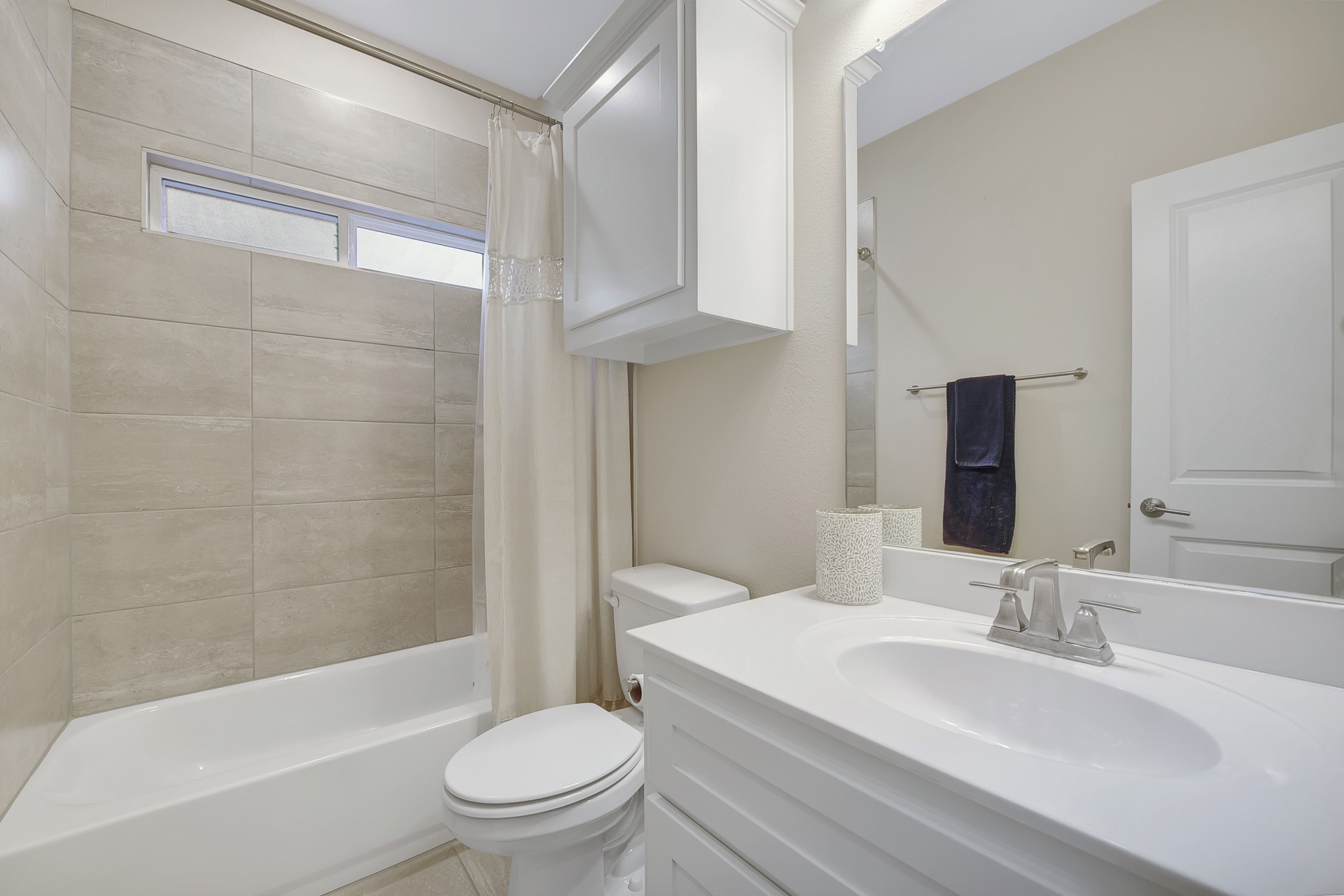 Mesquite, Texas, 75181, United States, 4 Bedrooms Bedrooms, ,3 BathroomsBathrooms,Residential,For Sale,1962301