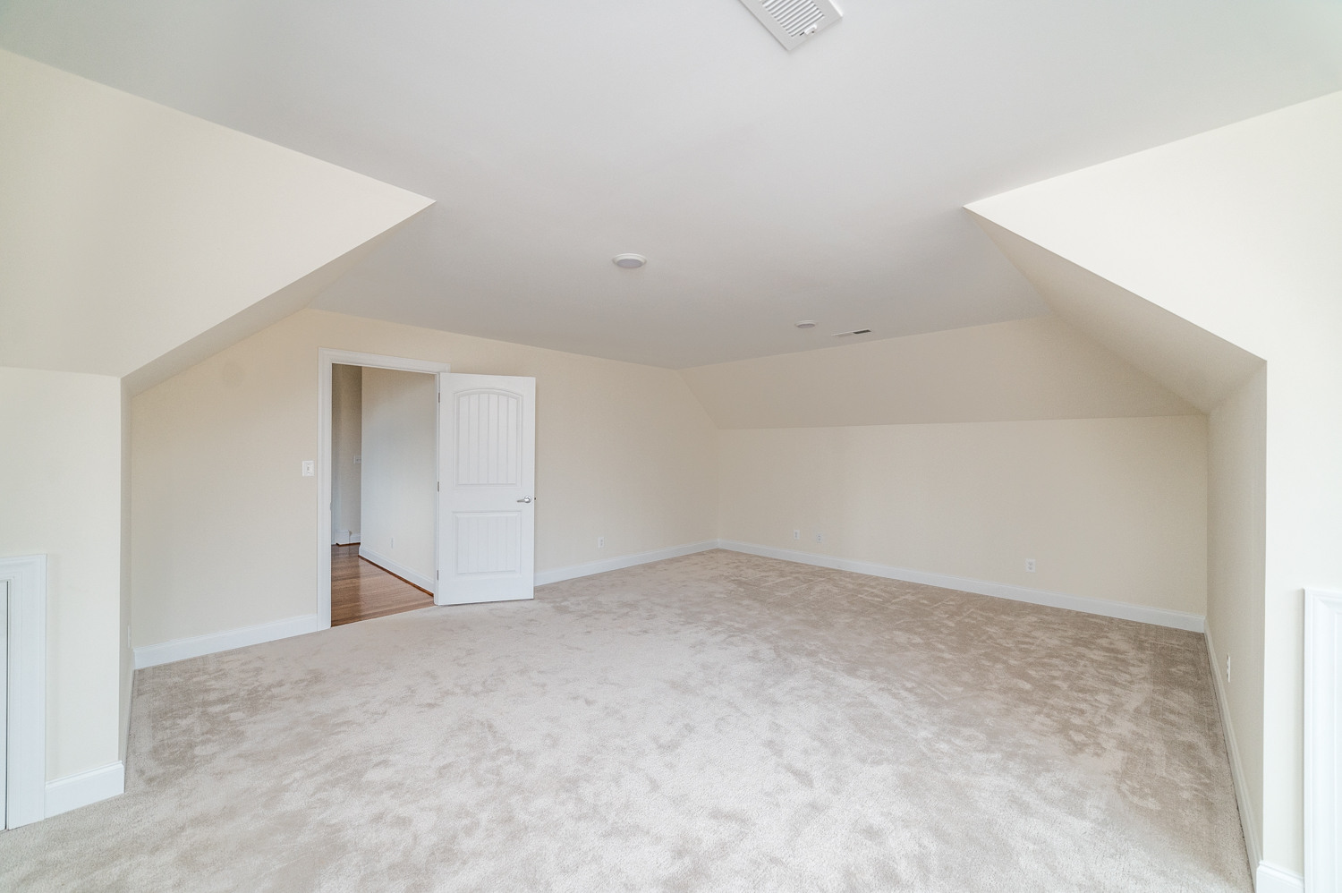 Forest, Virginia, 24551, United States, 5 Bedrooms Bedrooms, ,3 BathroomsBathrooms,Residential,For Sale,1980464